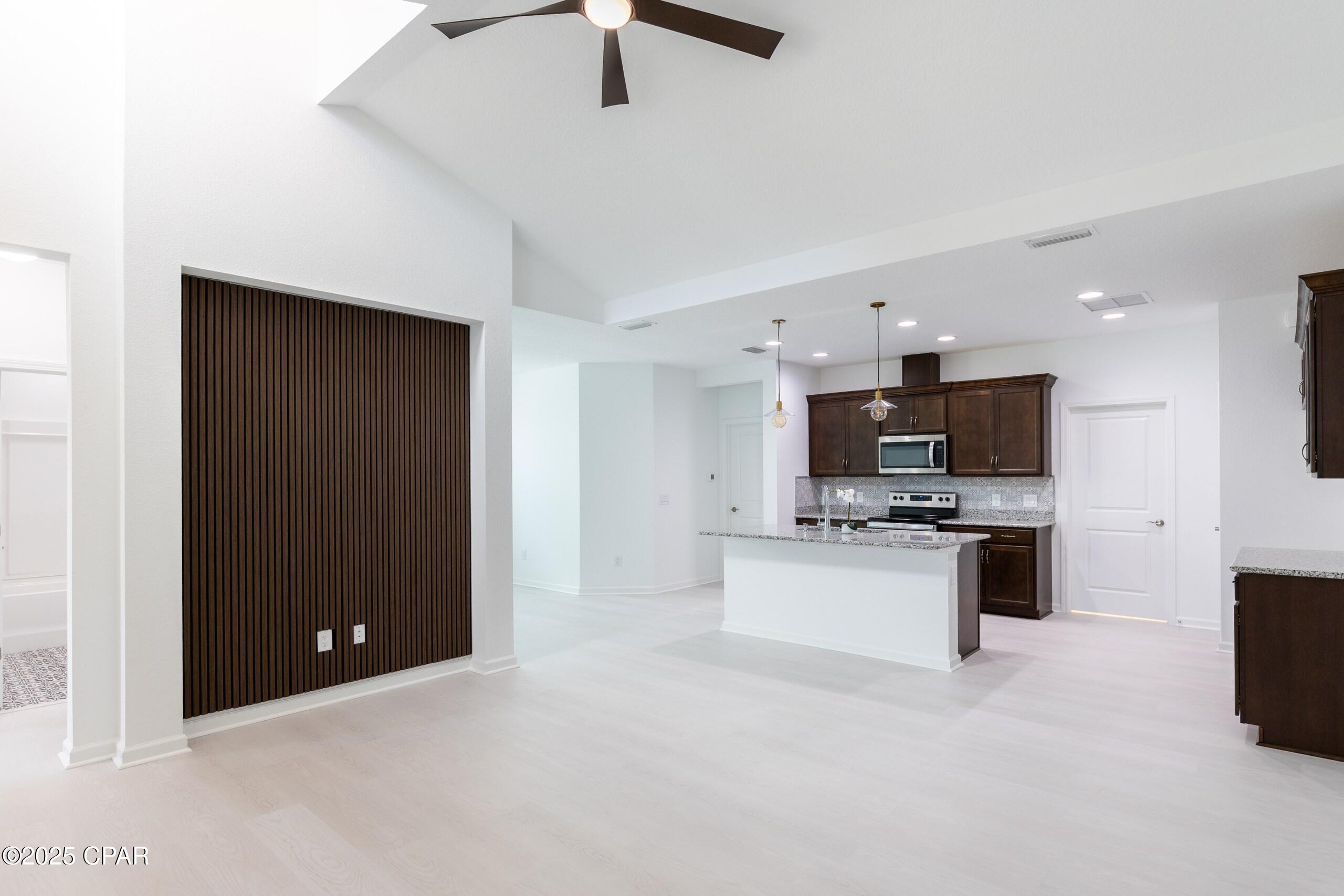 Ygyvuy0izbmev8 Fpe71szd8hck_yhgjbel_qrcinic