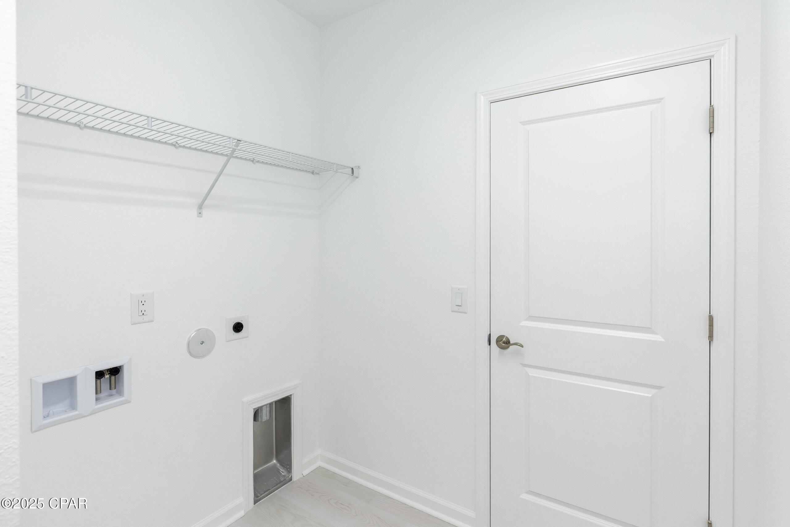 _ngjs_6qr0inuy 7hekgdilyufomz4r7mqwlyorus88