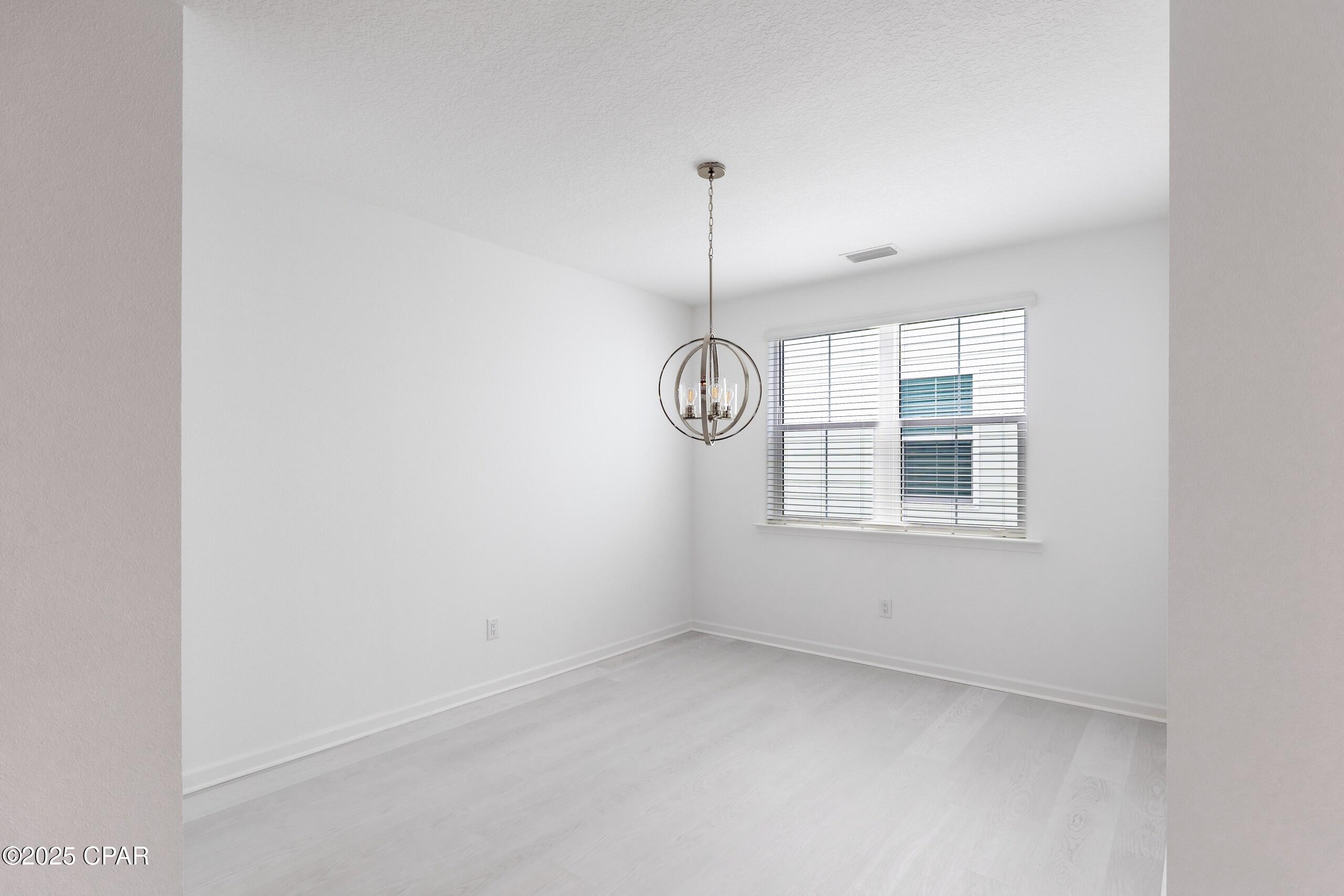 Nivgecefyomxefd5t_2avs2bydhyoiwpksy6wejlffw