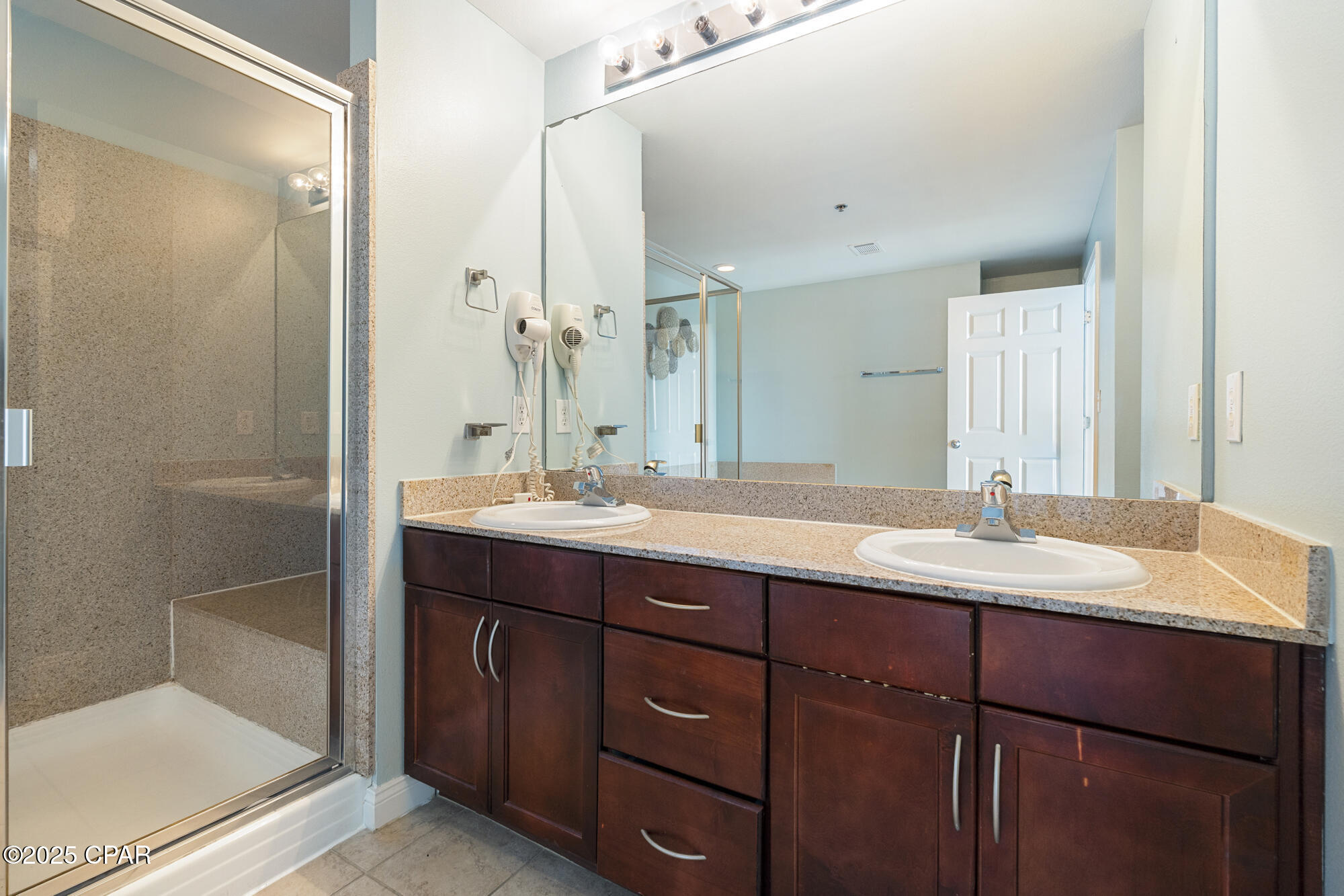 Xqwqzetccqyyewfho0aqaludvkoumtllr9g_blam8ya