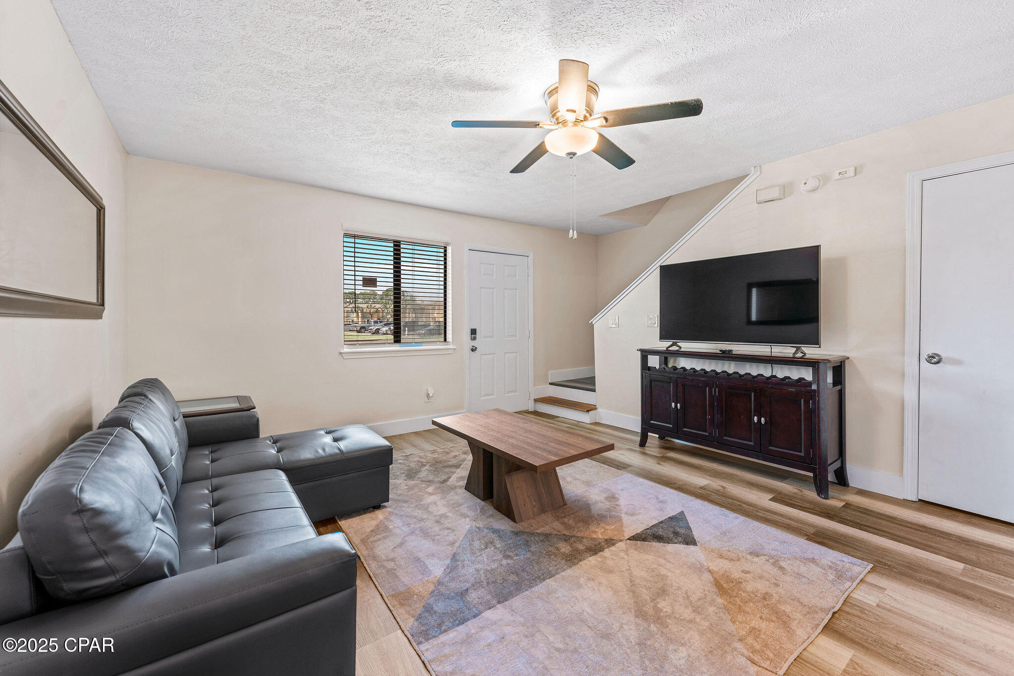 Ey0erlawjvyns2oucwiz 0qfvakzbb7nzytenzucuya