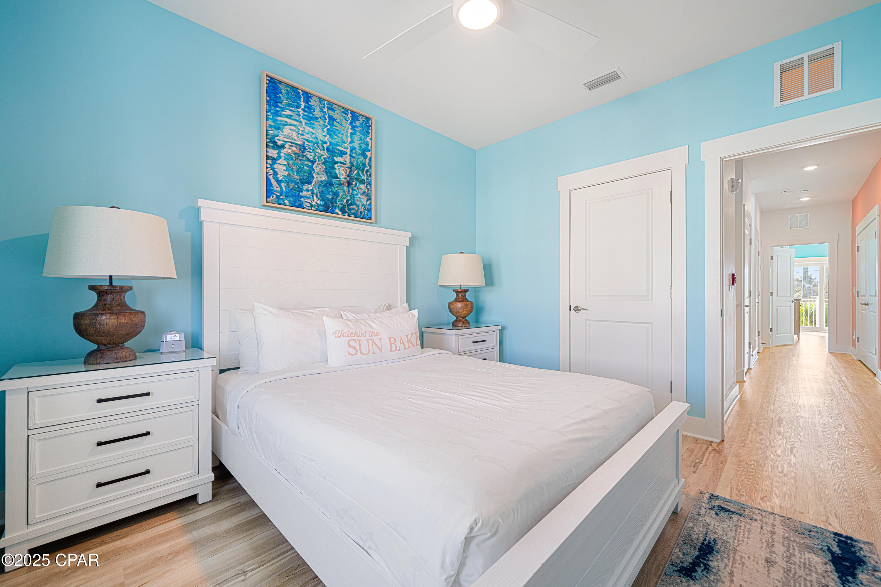 Qkbetsuwsmfrz0afjkj0eyphptikhh425iib_sq_1gi