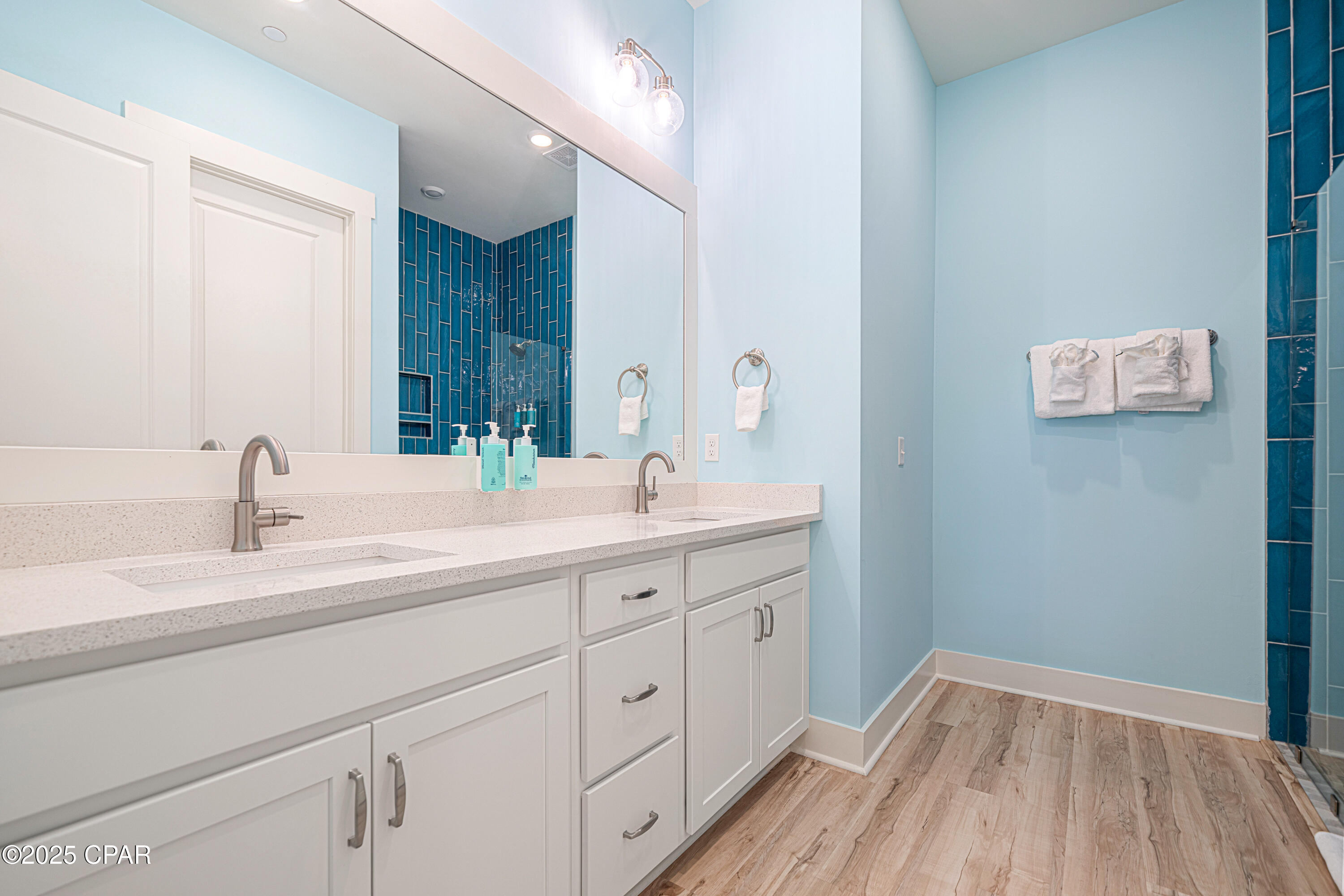 4fy10t8a8hjrysmh6wzj2s7hricb1yoojnagnkkjeki