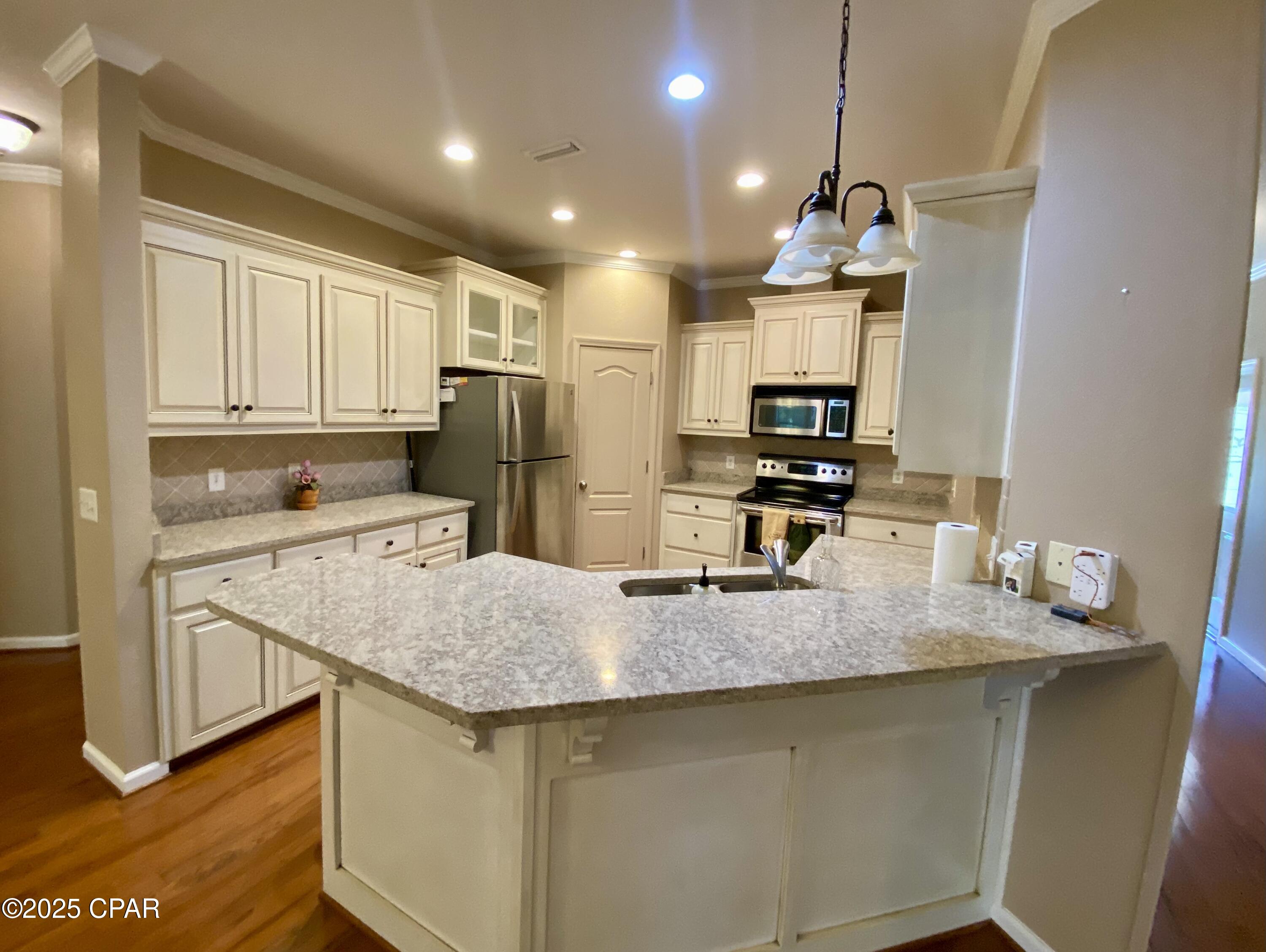 Beaddve4_kvrqwgmg8ejmemczq8n_owneun5miu1k6c