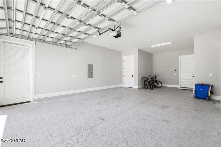 Mr Hly1vze14ckqmaqeyhlt5psrlwfwlrdjma4yfpnu