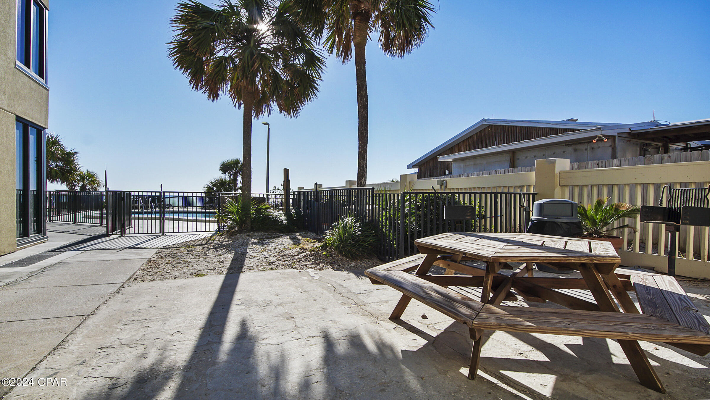 Image 30 For 9850 Thomas Drive 602w