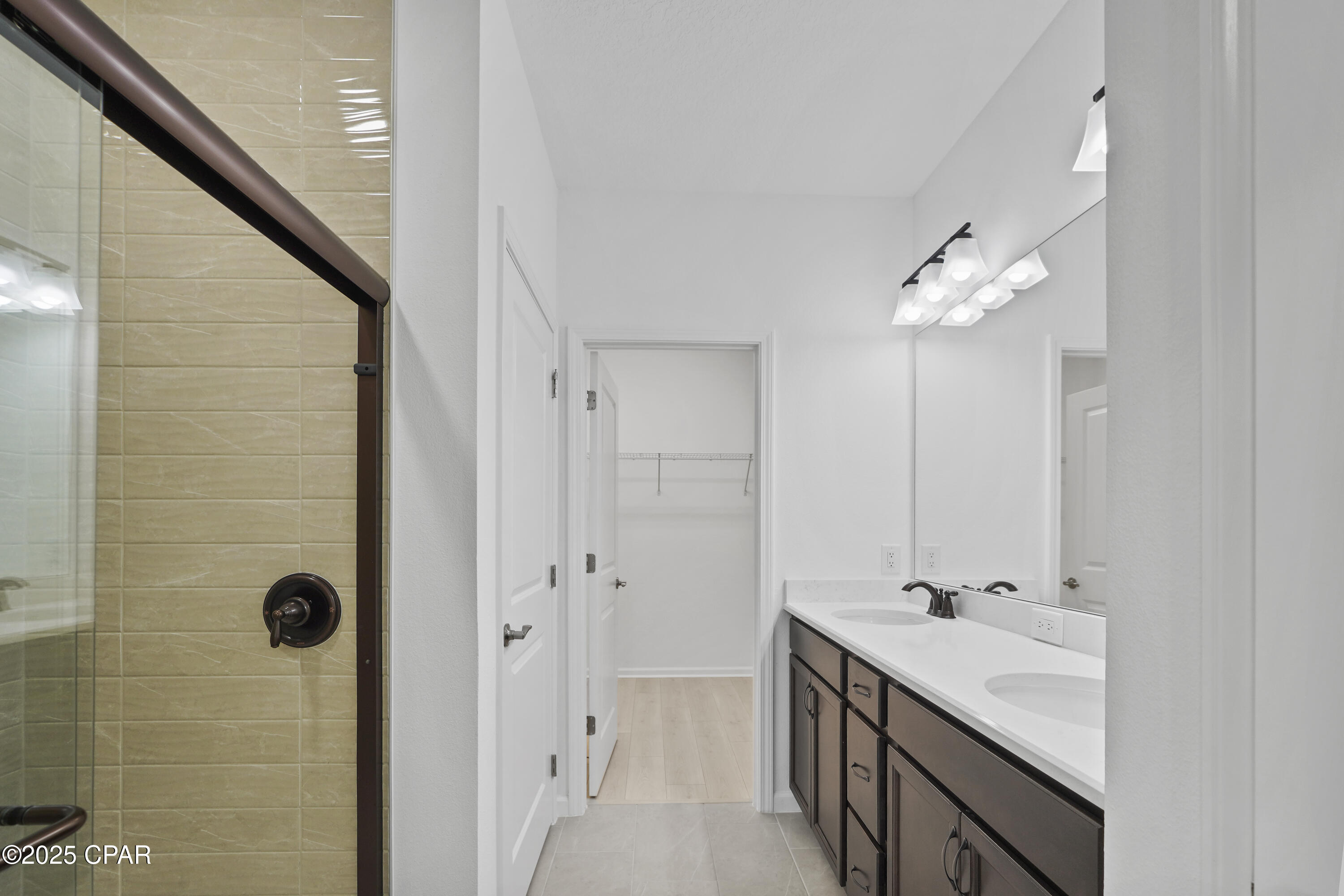 Vzipki1gfjimtlfi7ygbtz7roq Z_gpuadtmnu9euga