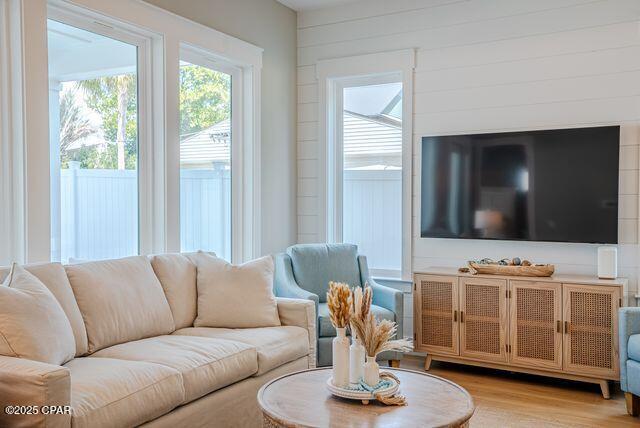 Image 12 For 244 Sands Street