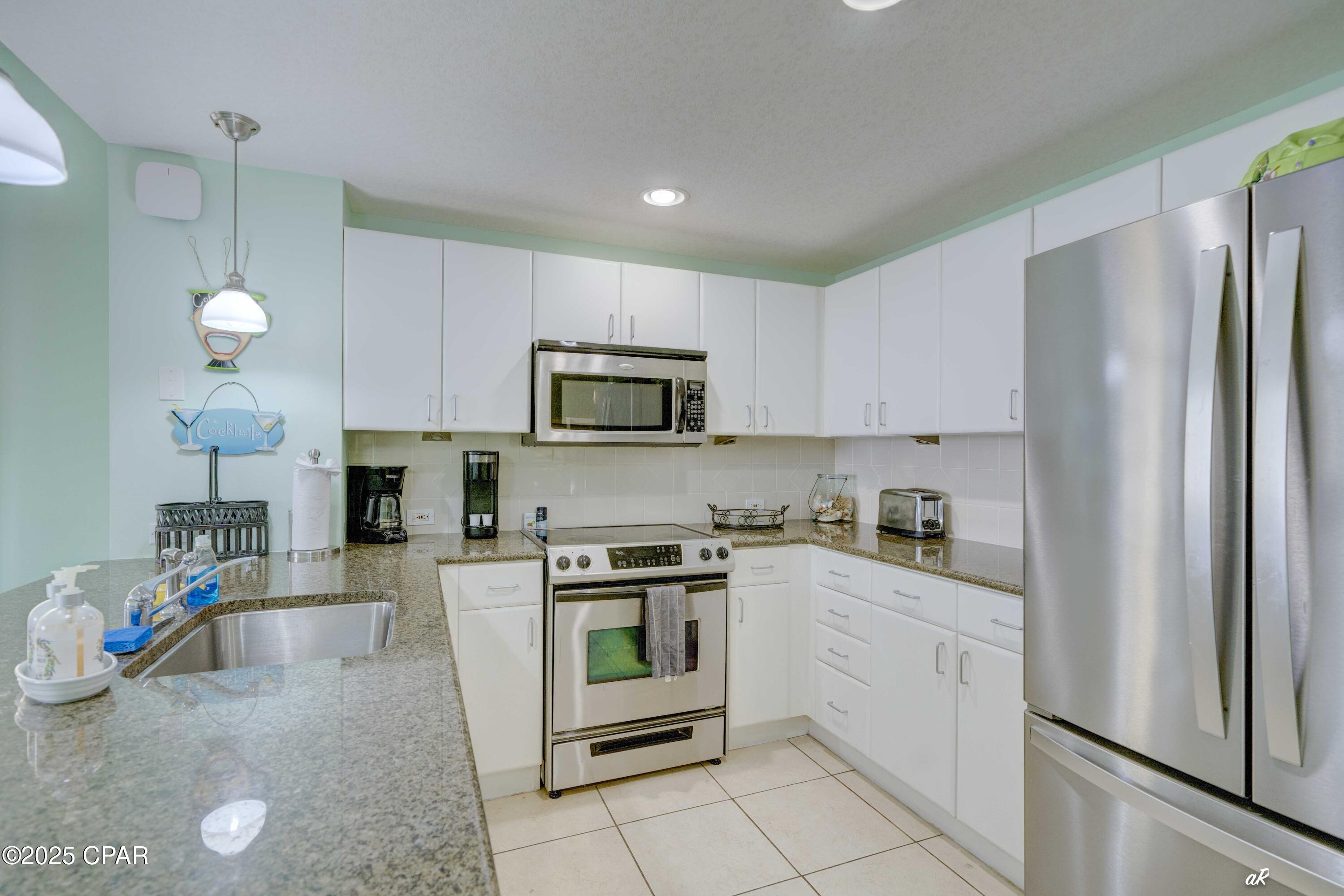 Lthta51argohiaps36vfukek0n5hggm5bbzkxx3ny Q