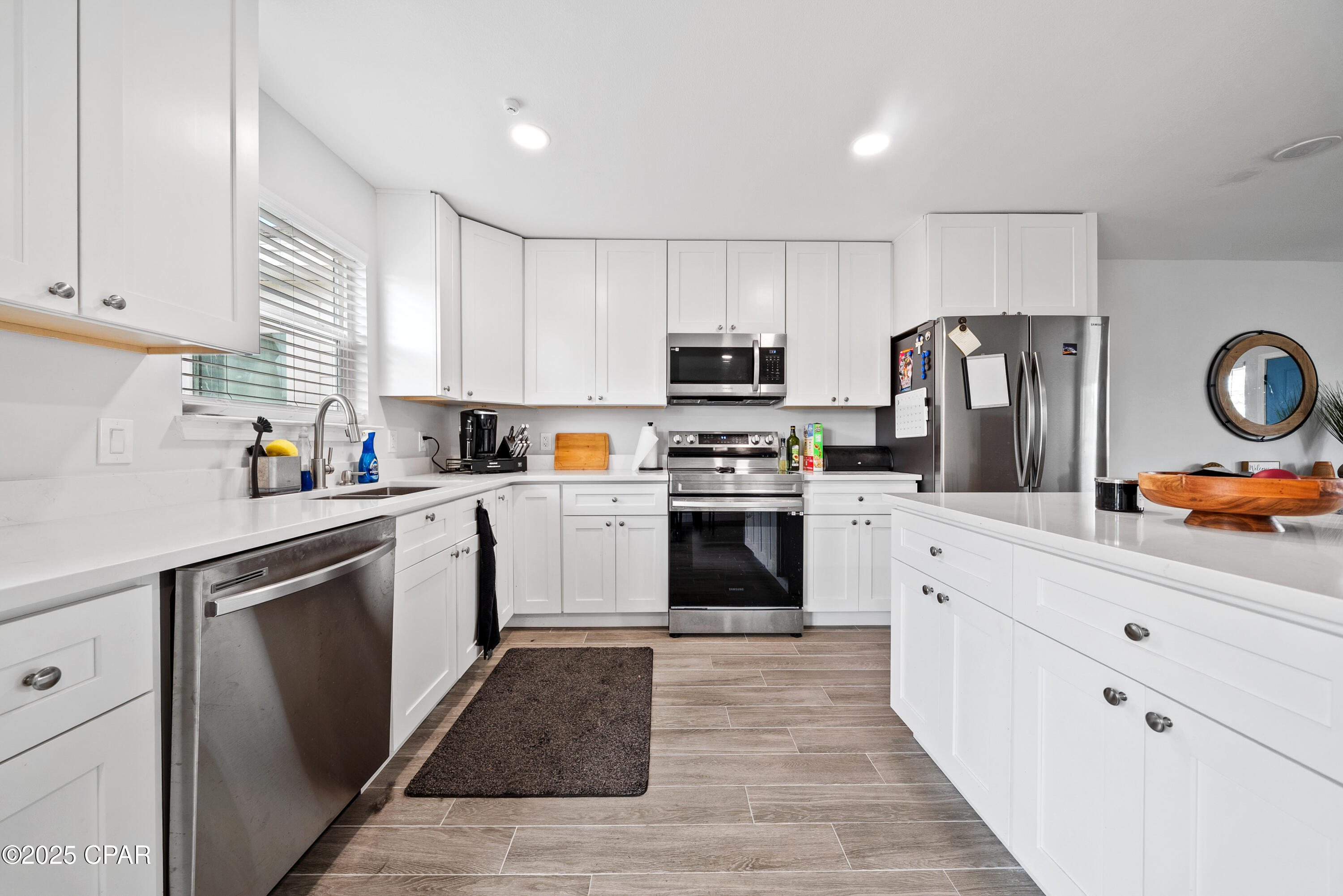 Ceecs_m0ixe_8kwz__uleje_duo3_5udacm4ewhrzvu