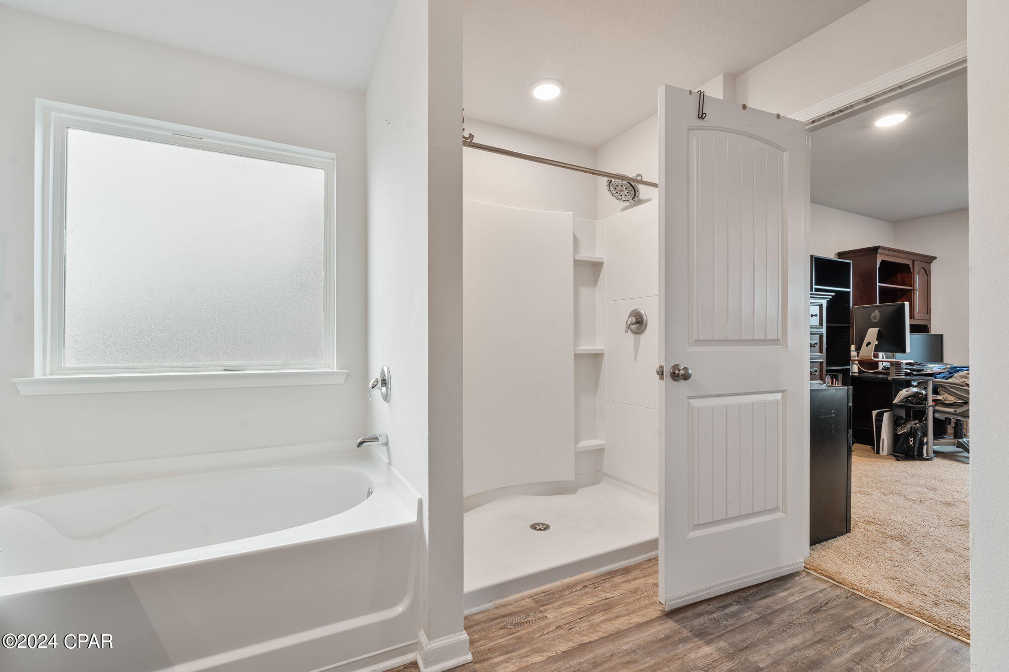  Tdtr3uxvd06w7gm_vusr9cwe3whcjko5uh_avmgrac