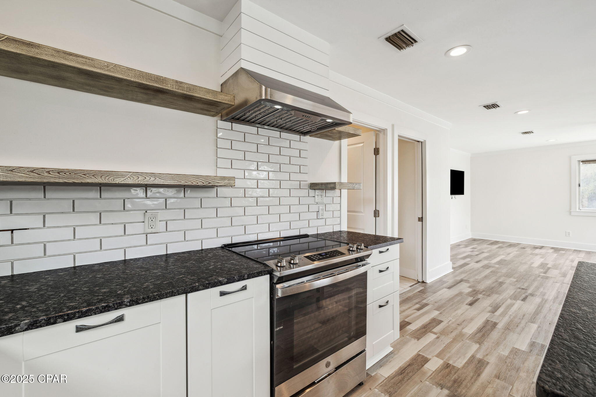 Zn69hxxbjfdgyrovtzs3x01xmcxiksqdrk8cp7_bdau