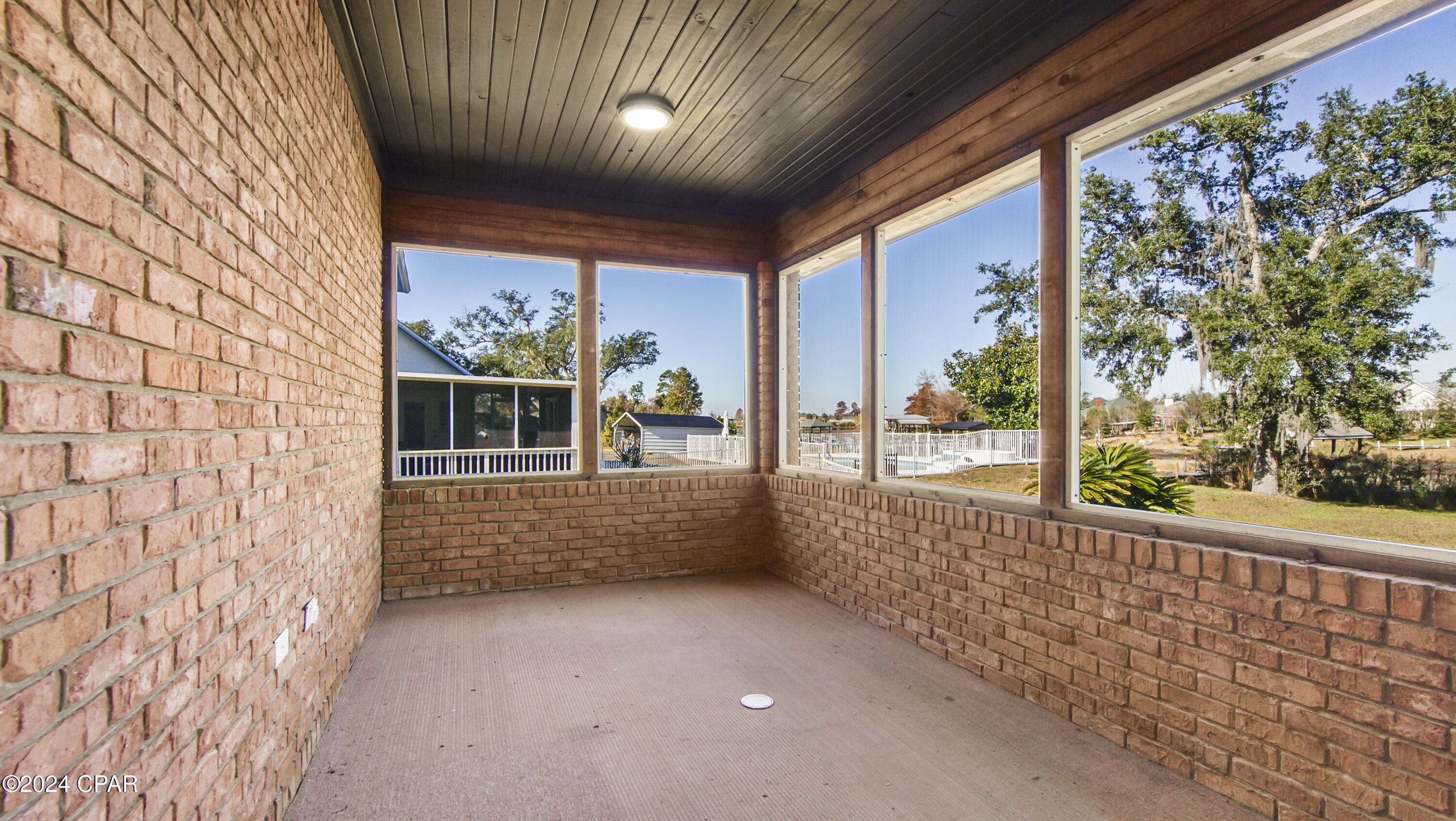 Lbyrfmbgf1amleo0veoaxa4__942uusgw4cgxm1jhks