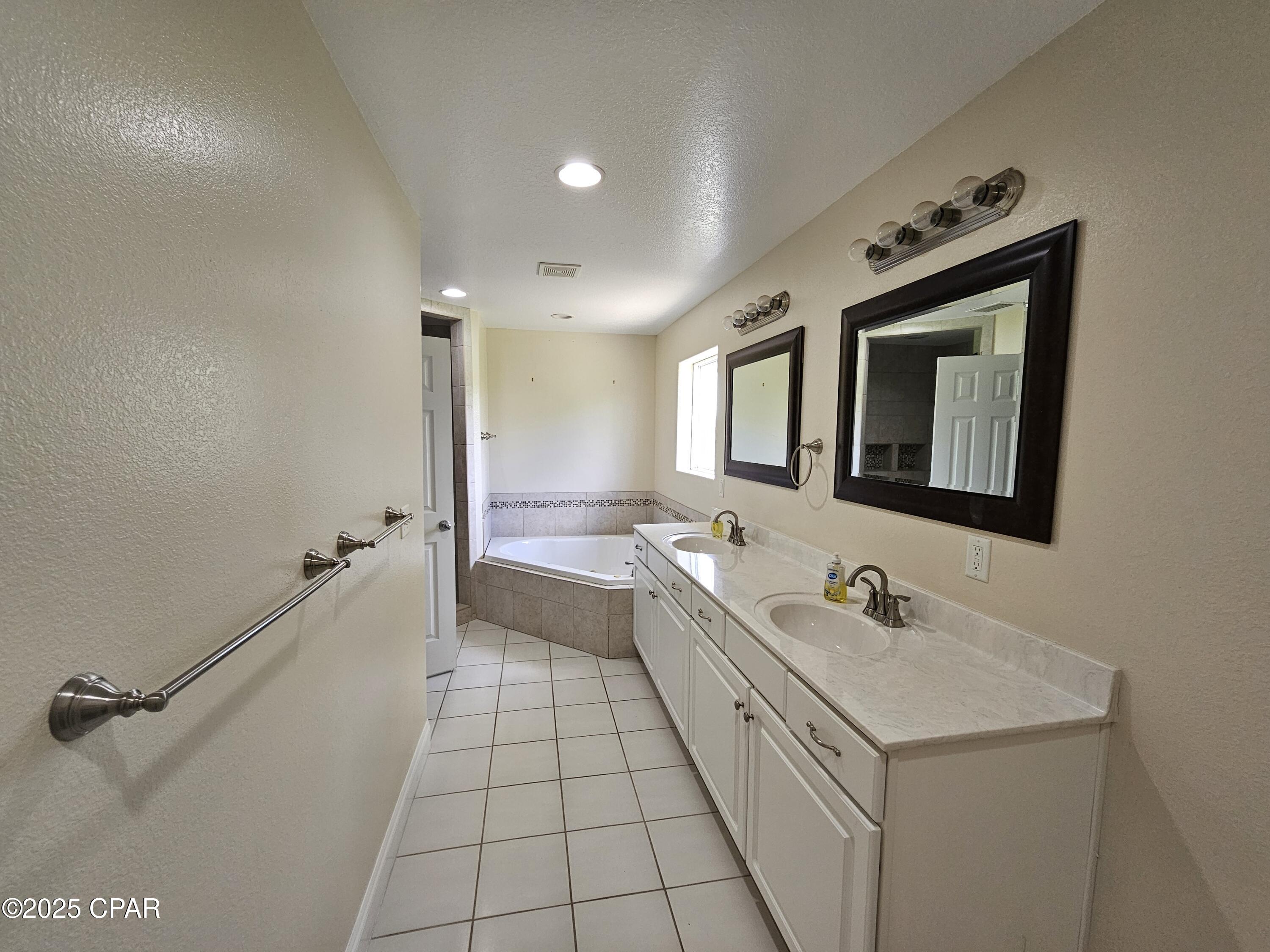 Sar8l_fauj9nhifobyoqcspvnbeo8_ogyt1a Vlnwh0