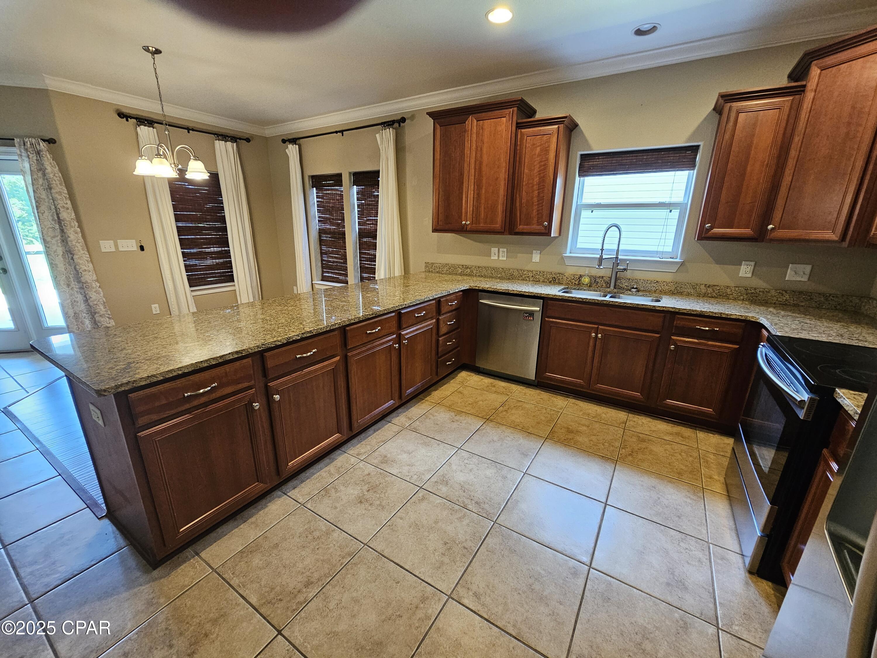 Cg0vn4hiq1n3myommha6qoy_cpso4vmhkp2c2l_q5pc