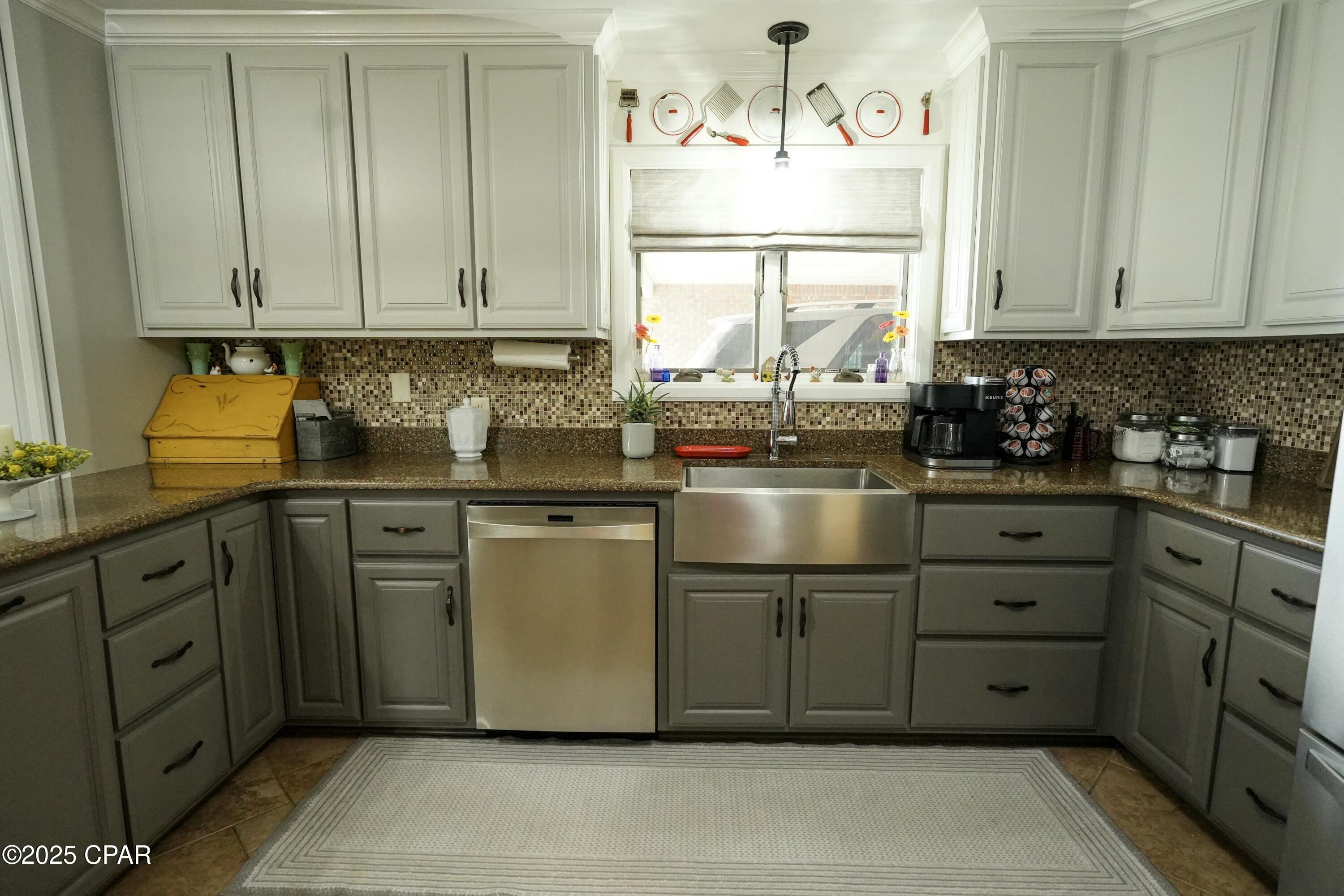 Image 34 For 860 Highway 71