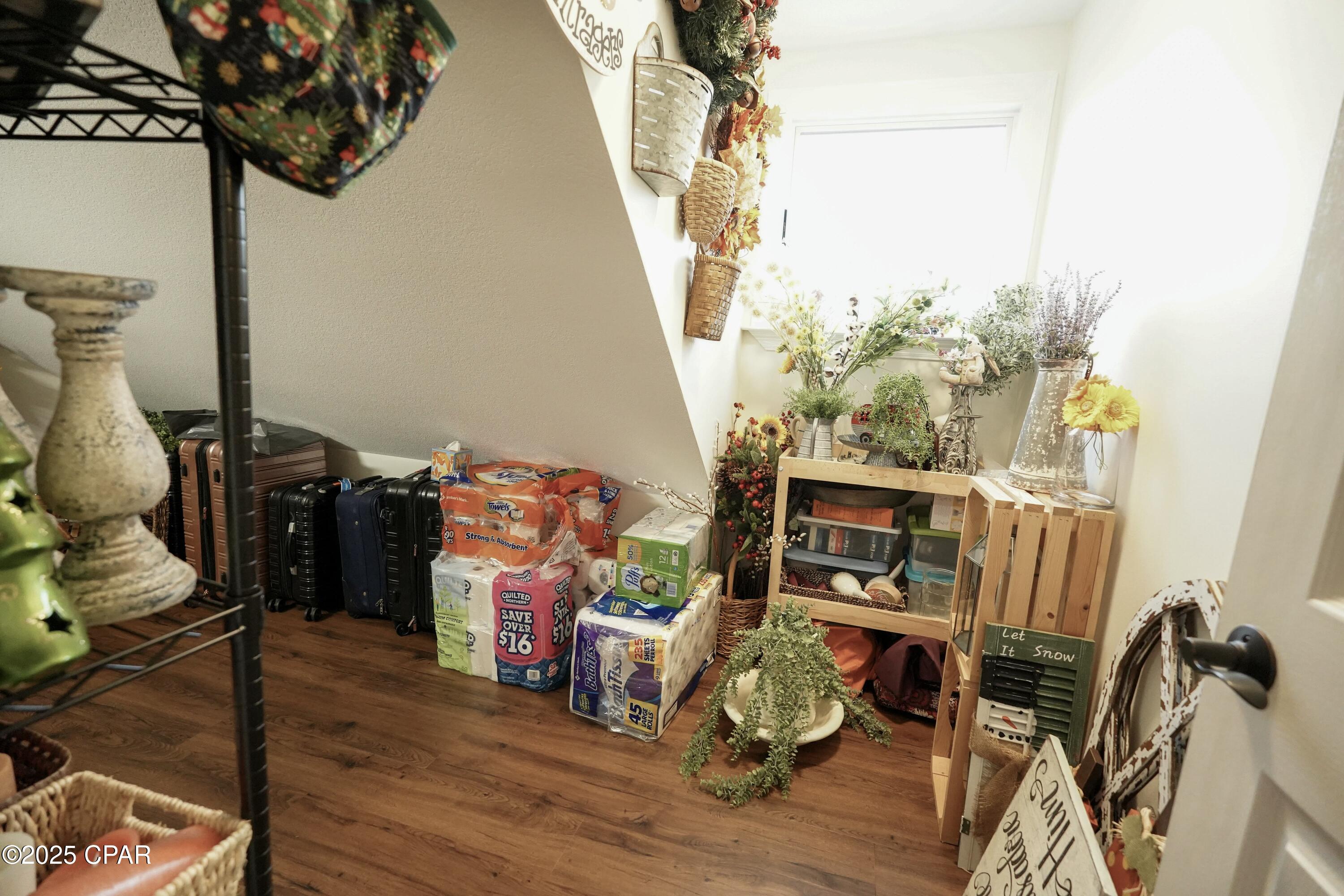 Kqvx_0wgl Gjqe9g8orabpyxse98oufd3wmquxjuy3g