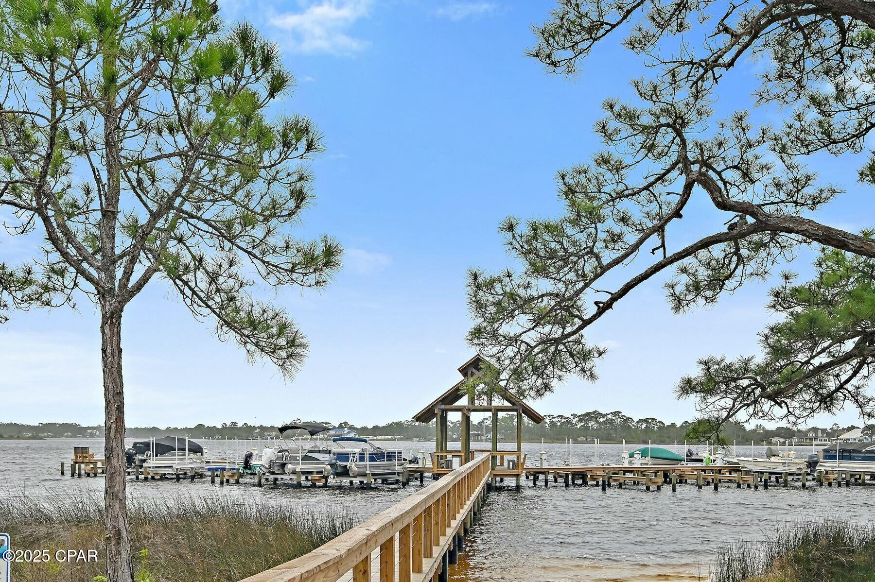 Jx Ir1aphxfjxrb1uxh0cxz7tzn4tzfxcvula8f3pkg