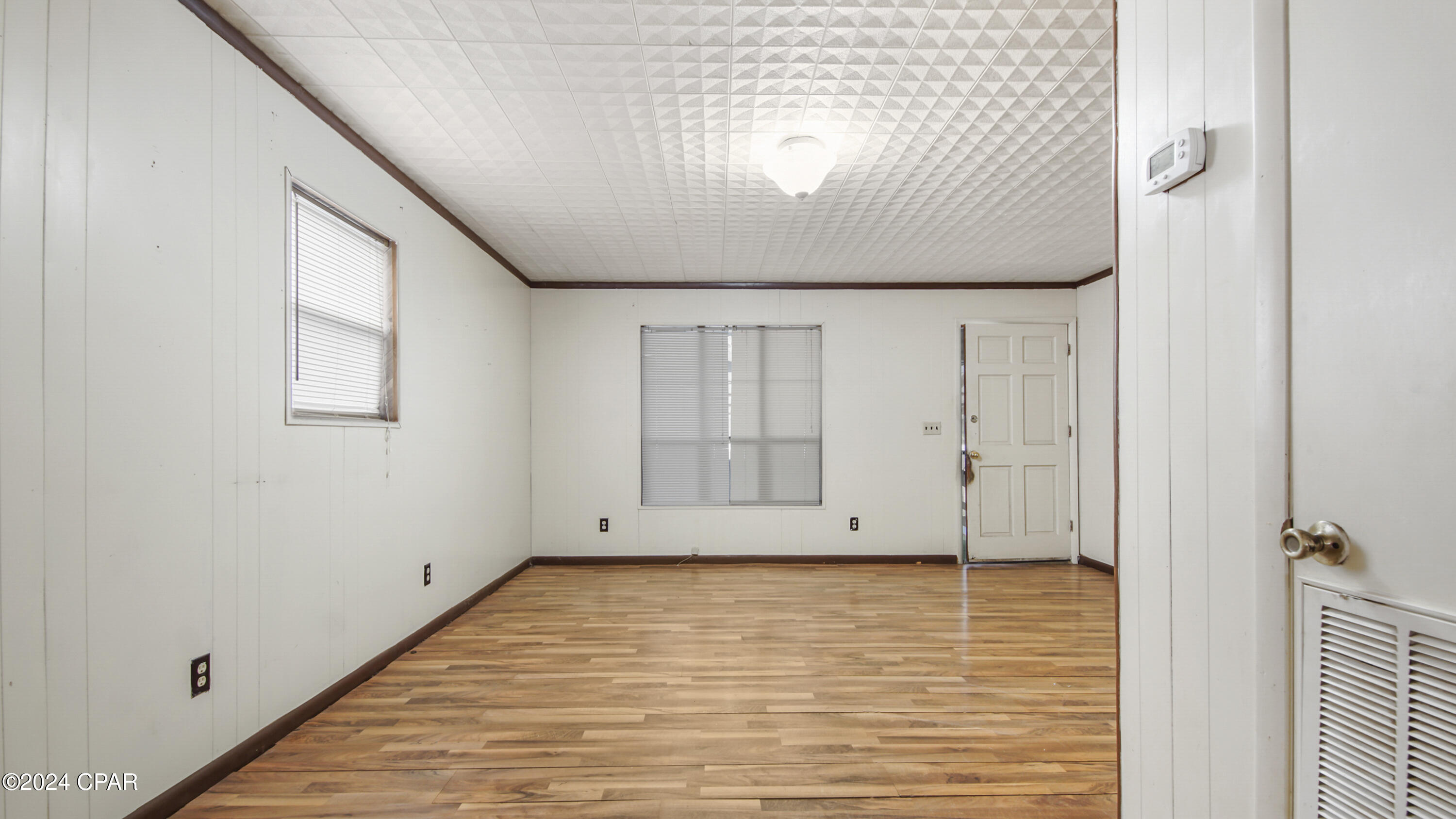 5xq6_fo0poqkm7p4yz6uaswehd4 B0ekte 4f15imvo