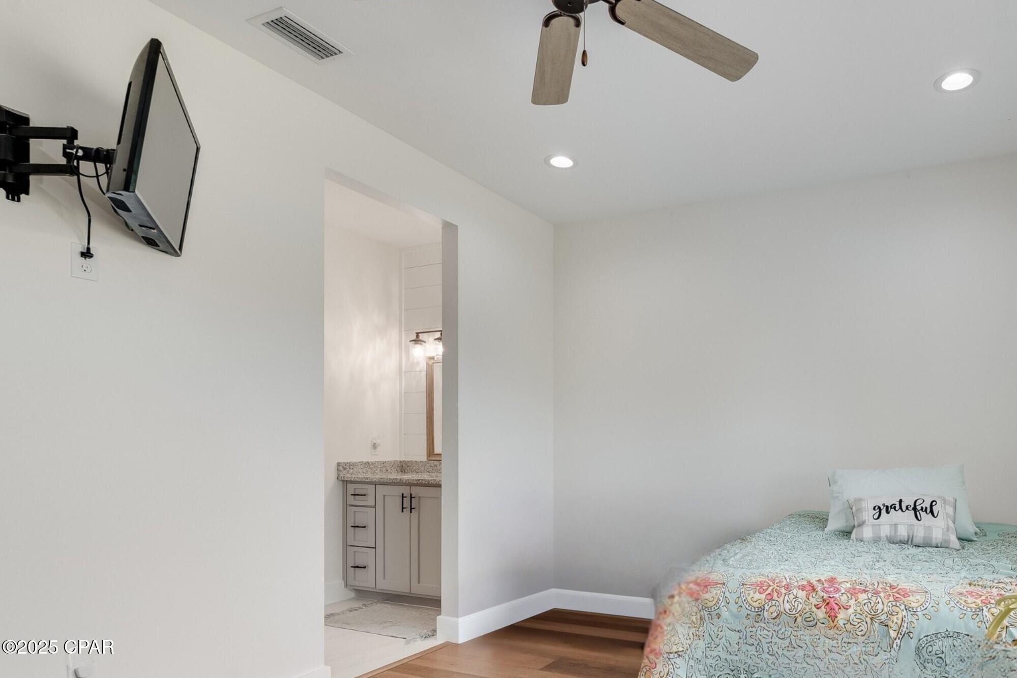 Kmtlc7lncy2ollinhulngbkccen25vjbfxo9m2wjdqc