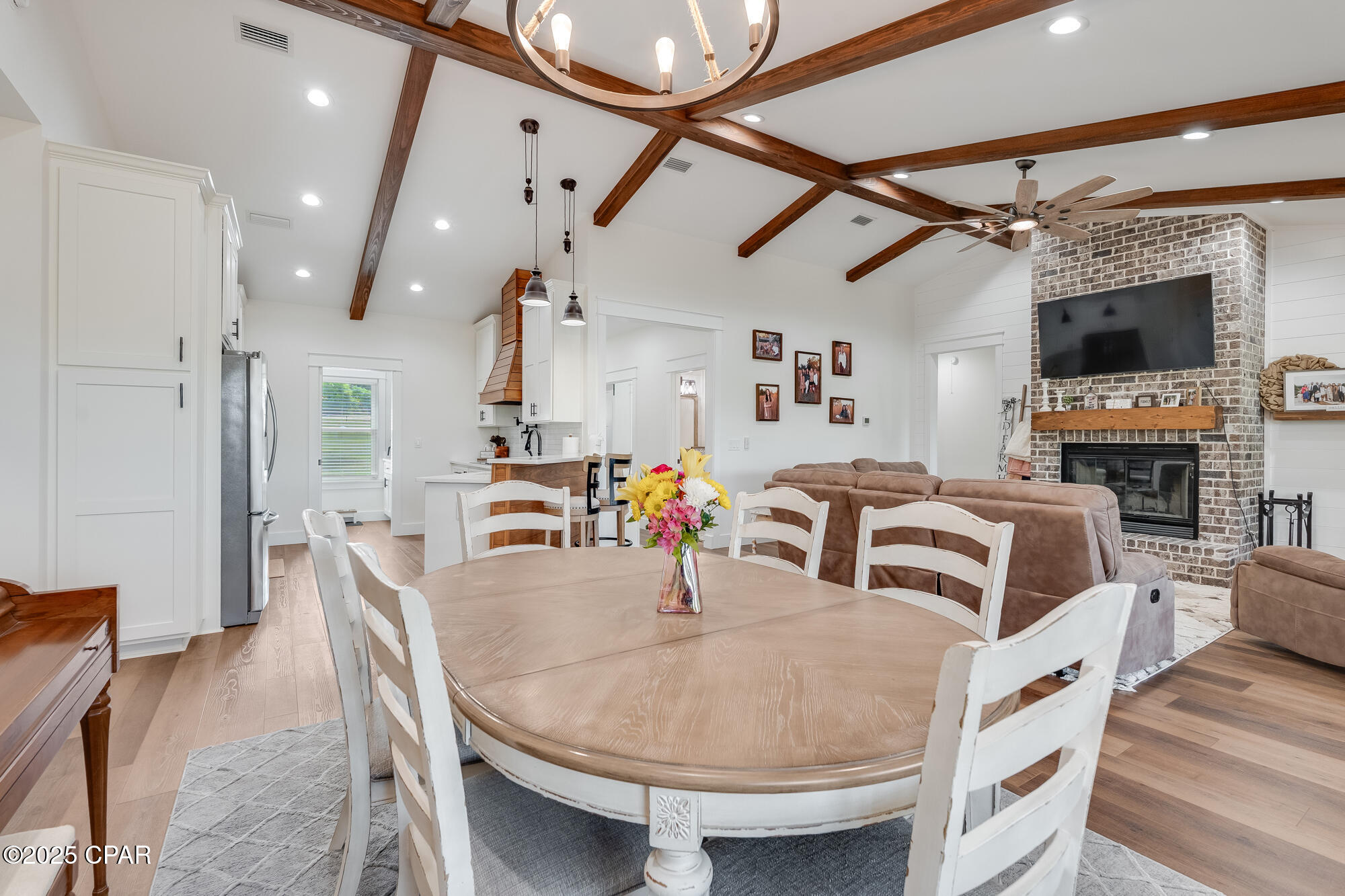 1ynlcdtrjaviatqjqnd1gerit71rk45iqj 7peluhtc