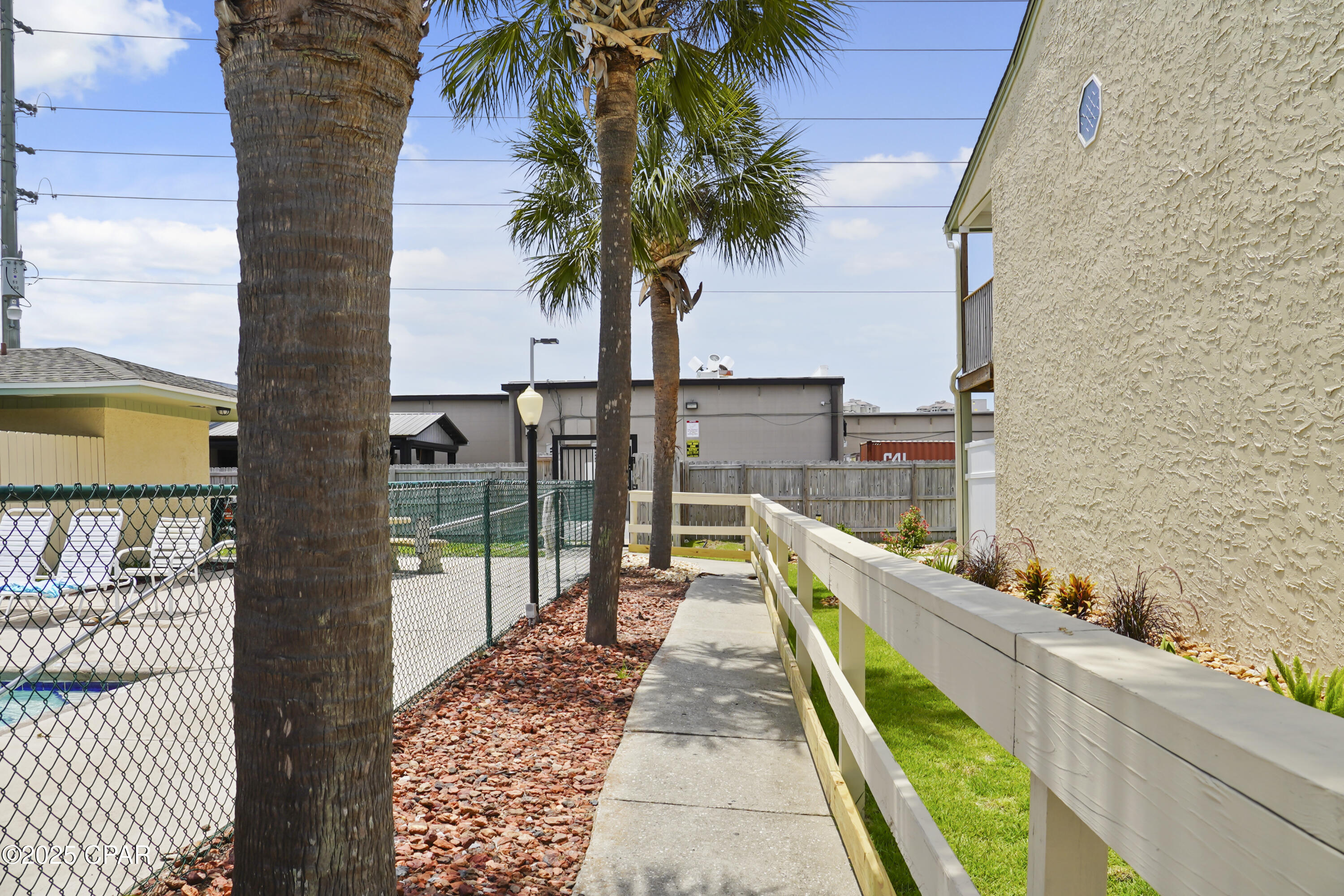 M0ak8j9zbdyw9uvrl4kckgkwdrybskepdrbc8fv_bjq