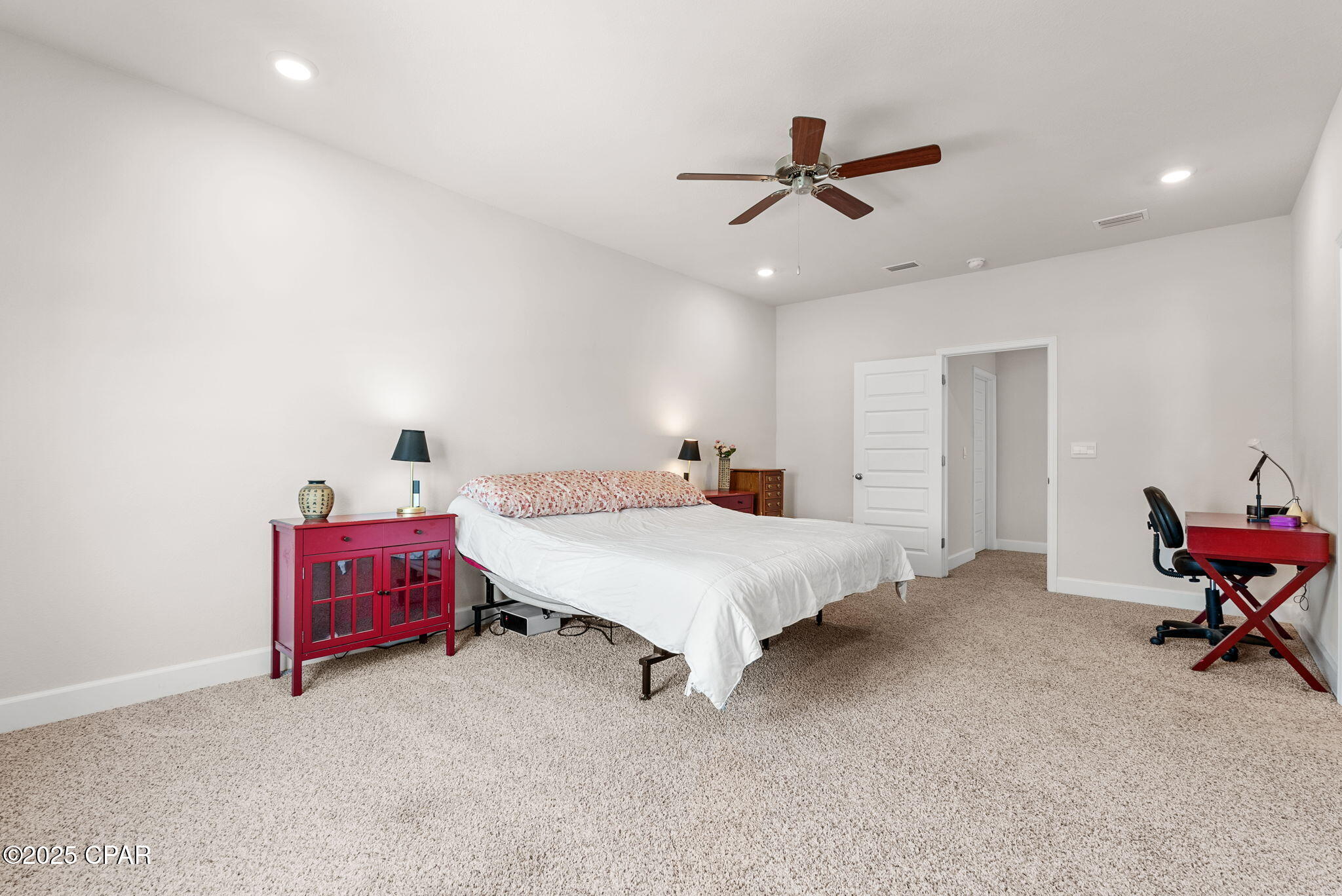 Kcusmfmtuelry7m297snhundc 2hb_lewmuzsndvbka