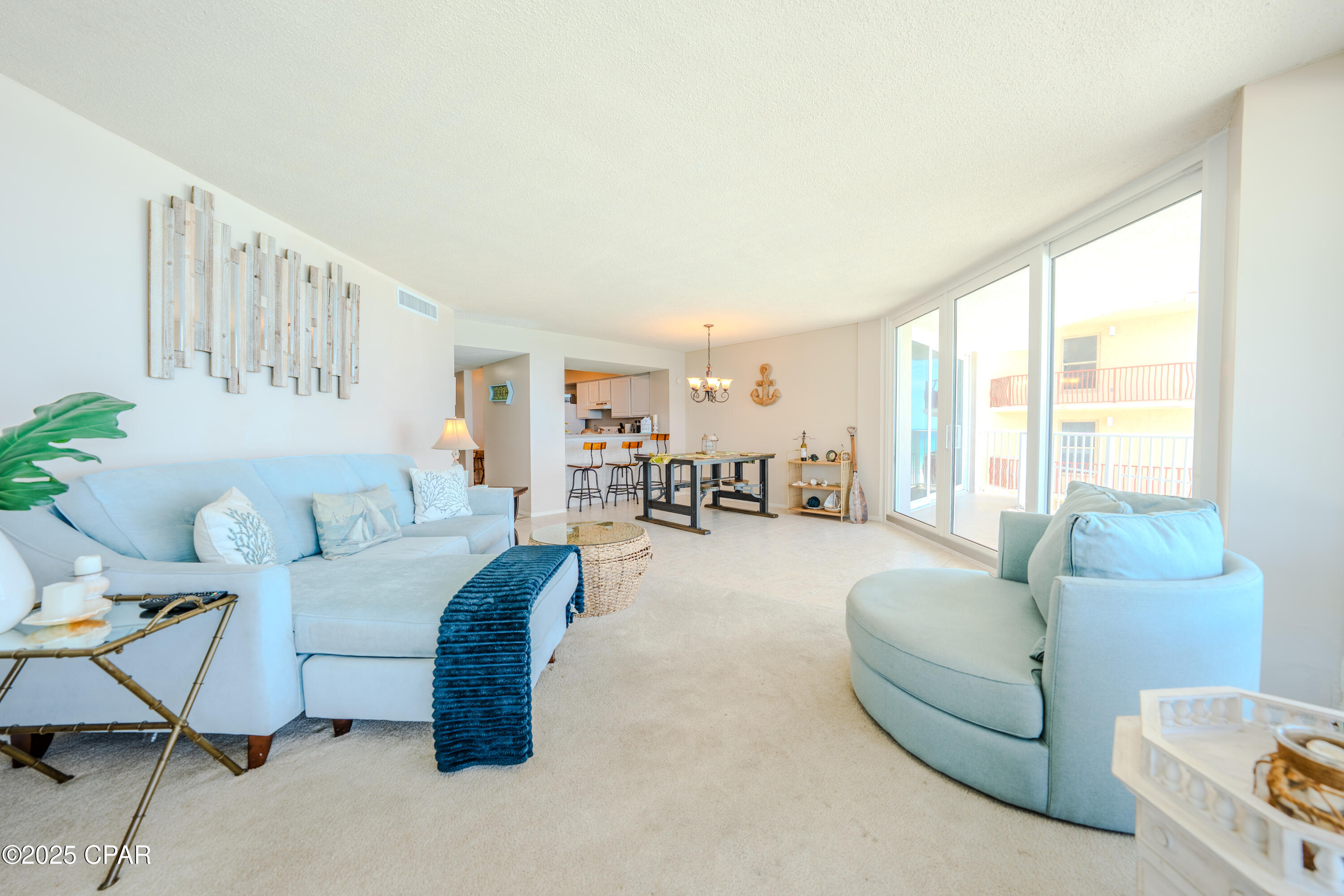 Image 3 For 7205 Thomas Drive  1206 E