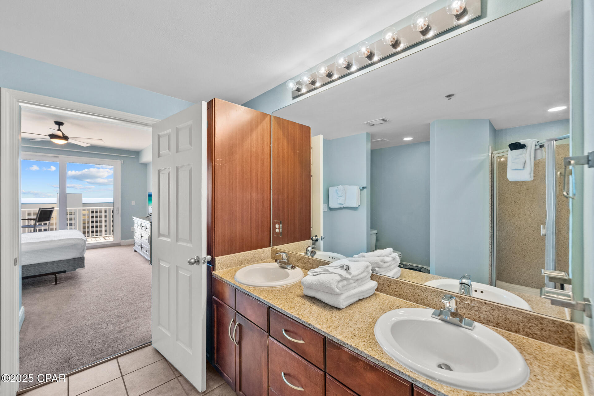 Image 15 For 9860 Thomas Drive  1209