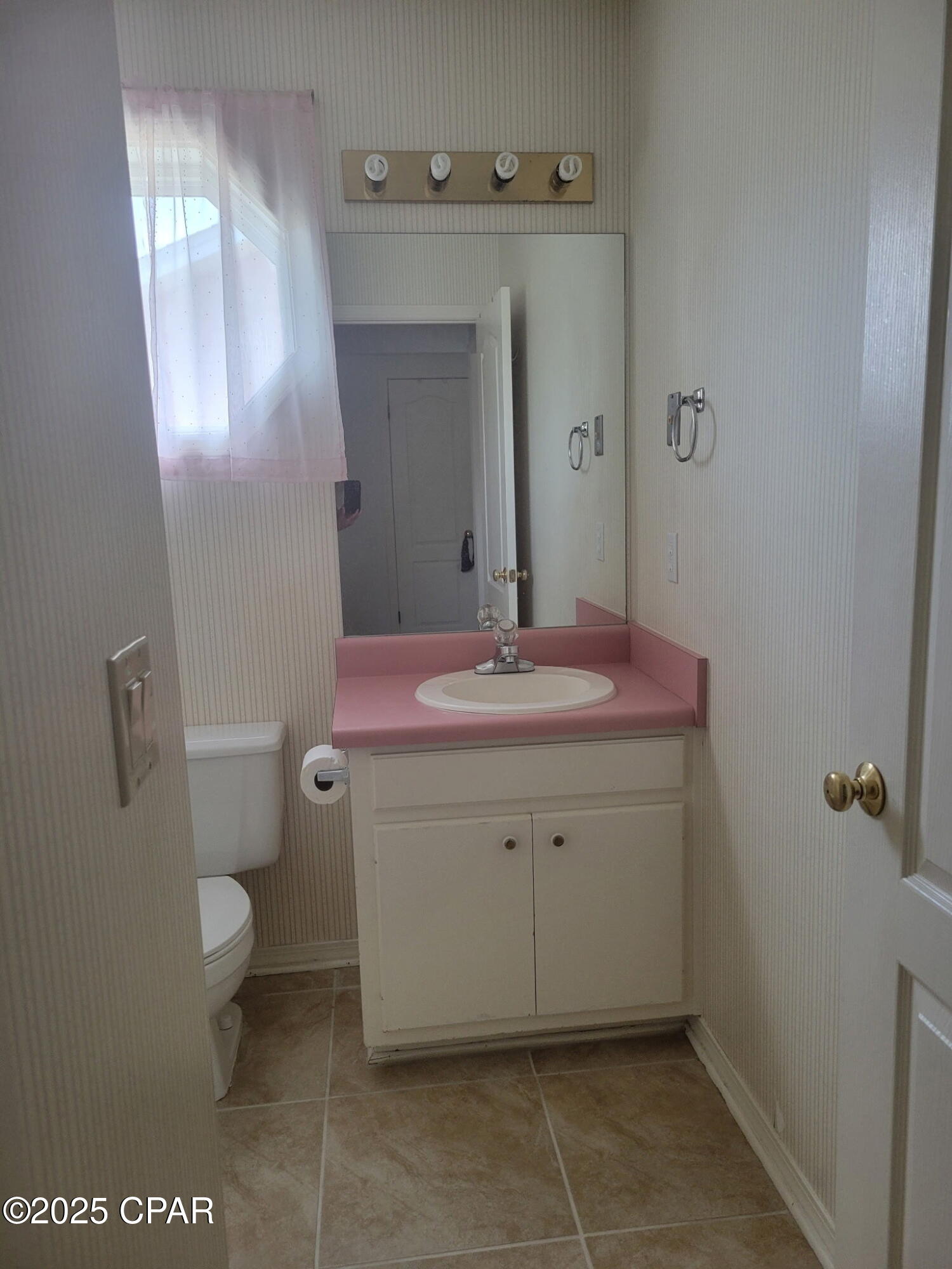 3wyf823ix4lnfw7h2vrntb1edofnefqxf77rjvuwvfa