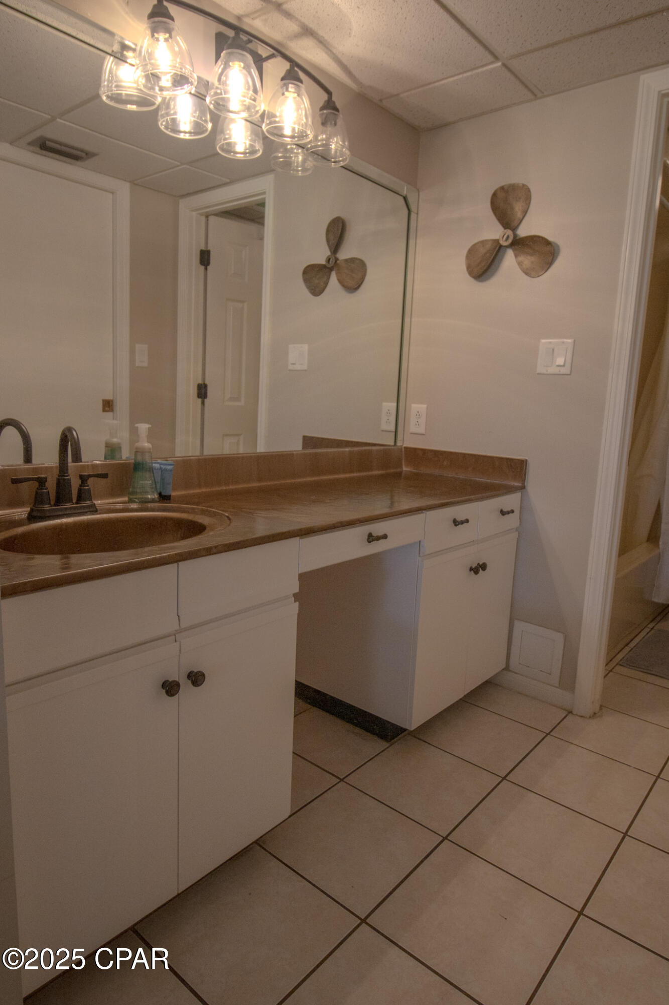 Image 15 For 520 Richard Jackson Boulevard 2001