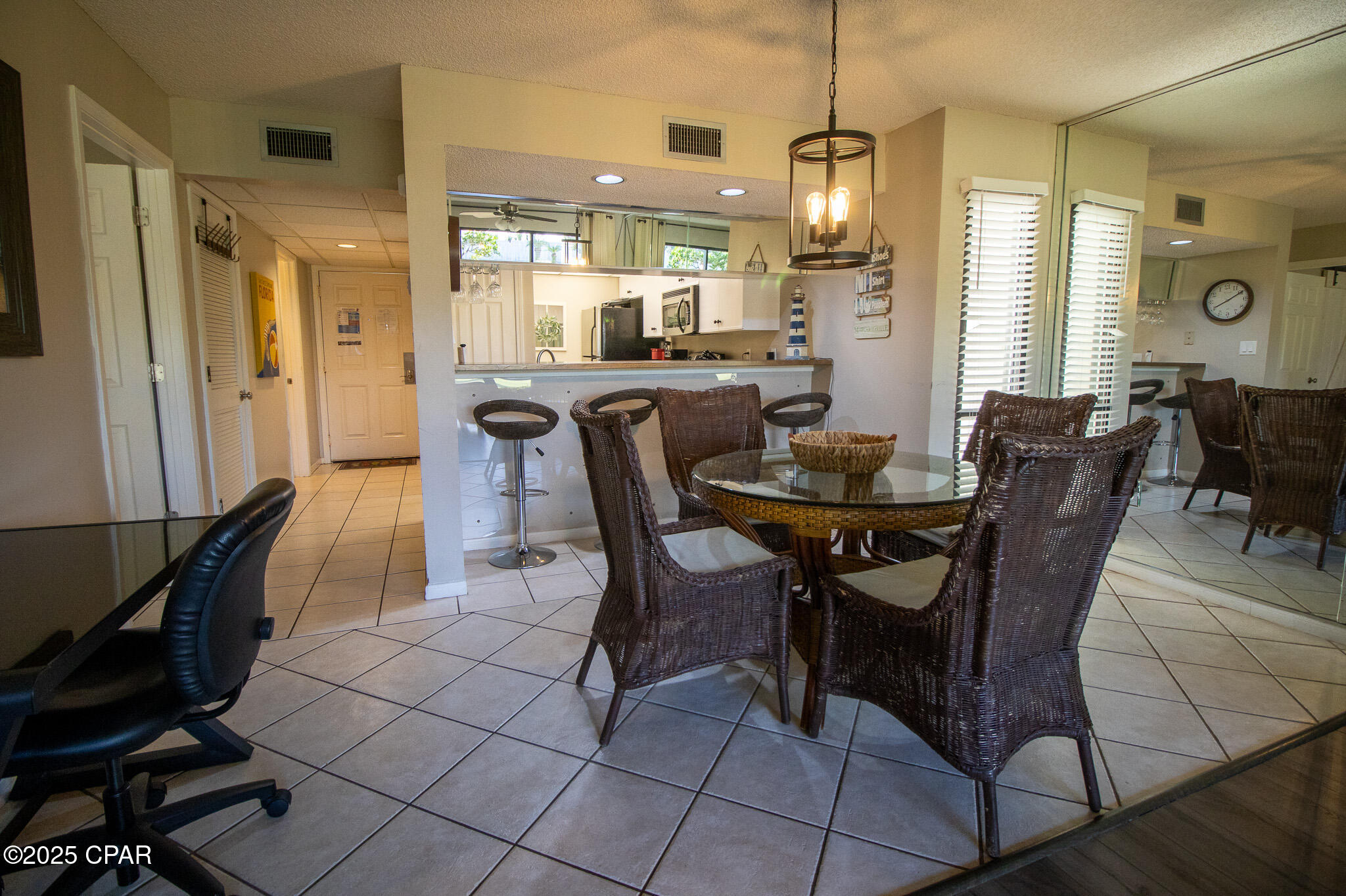 Image 4 For 520 Richard Jackson Boulevard 2001