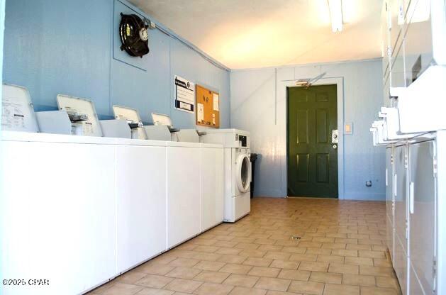 Listing photo id 4 for 2651 Vista Rise  #2540 A