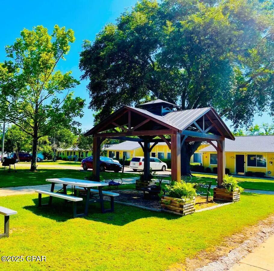 Listing photo id 5 for 2651 Vista Rise  #2540 A