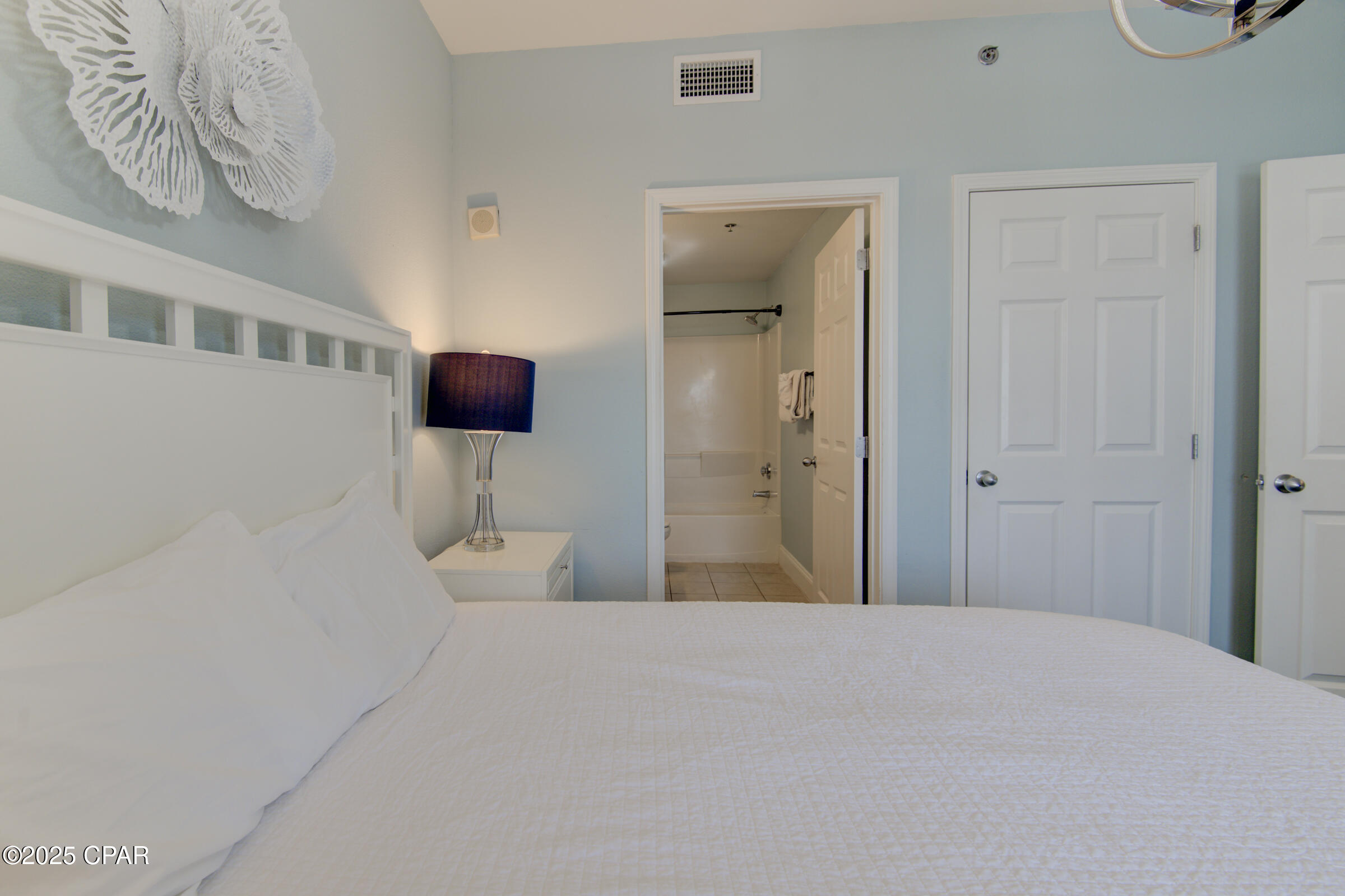 Image 23 For 9902 Thomas Drive Drive 1537