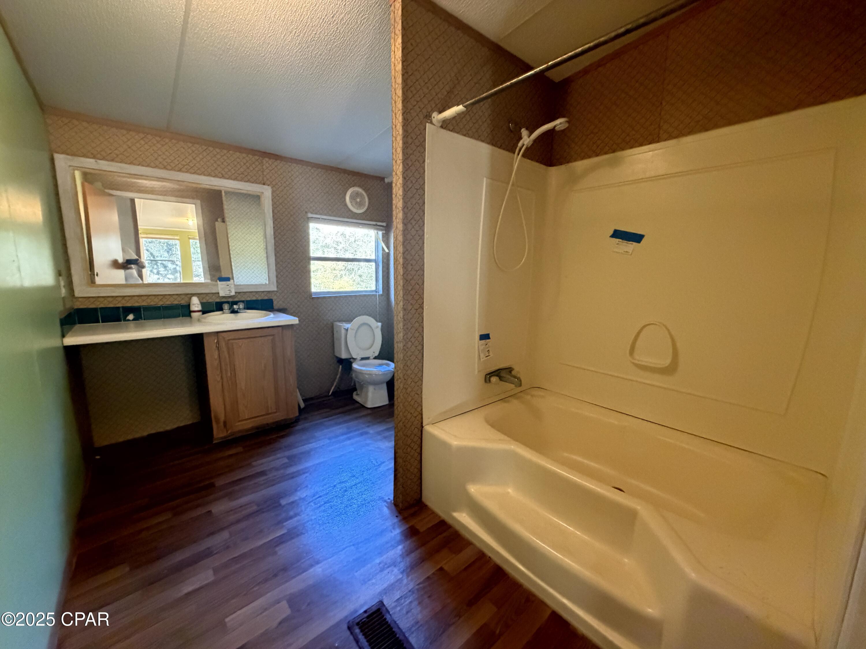 09zfejjfwlbnrw7px13ifap6xvfu49ch5o85twzga_i