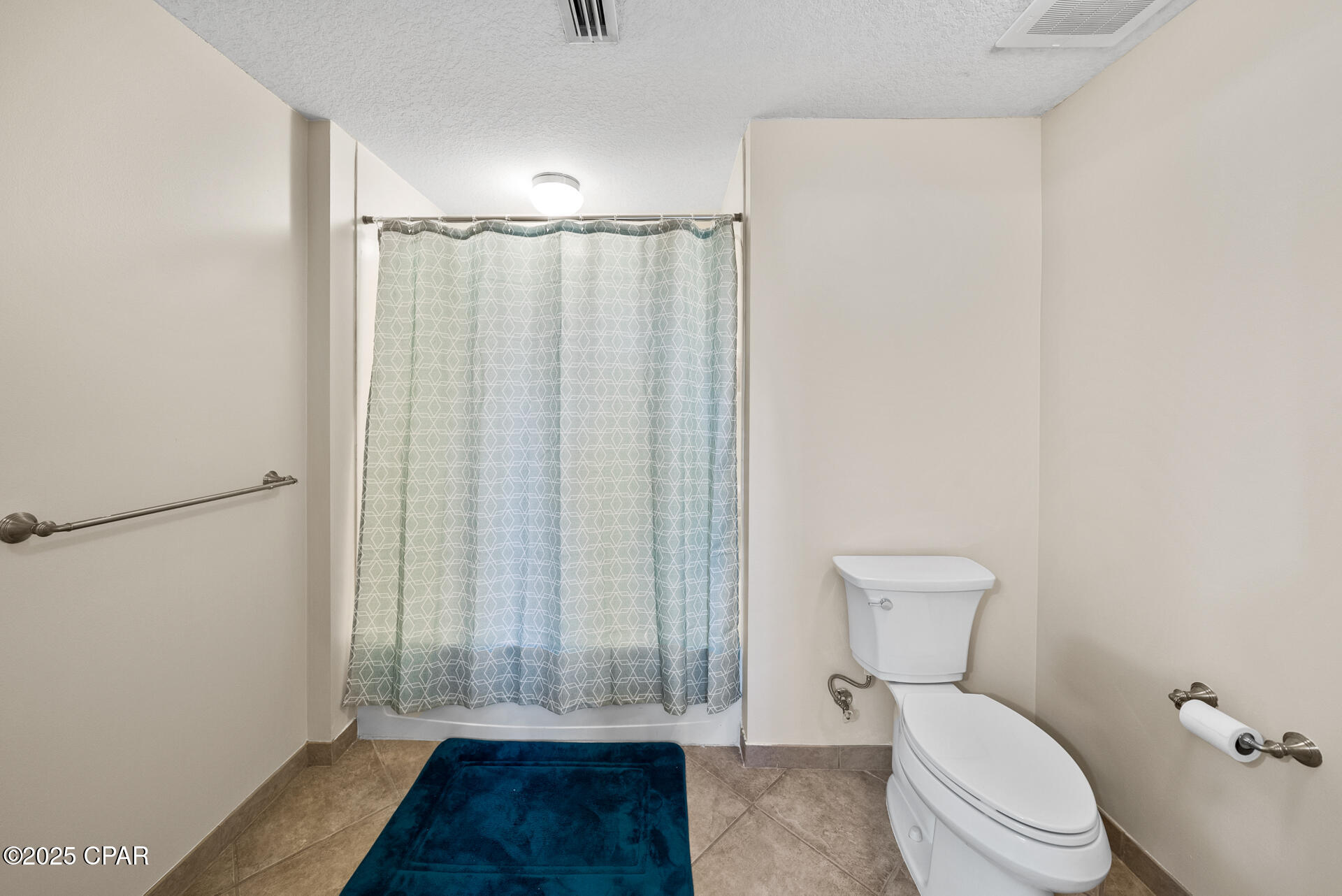 Image 15 For 2400 Grandiflora Boulevard E407