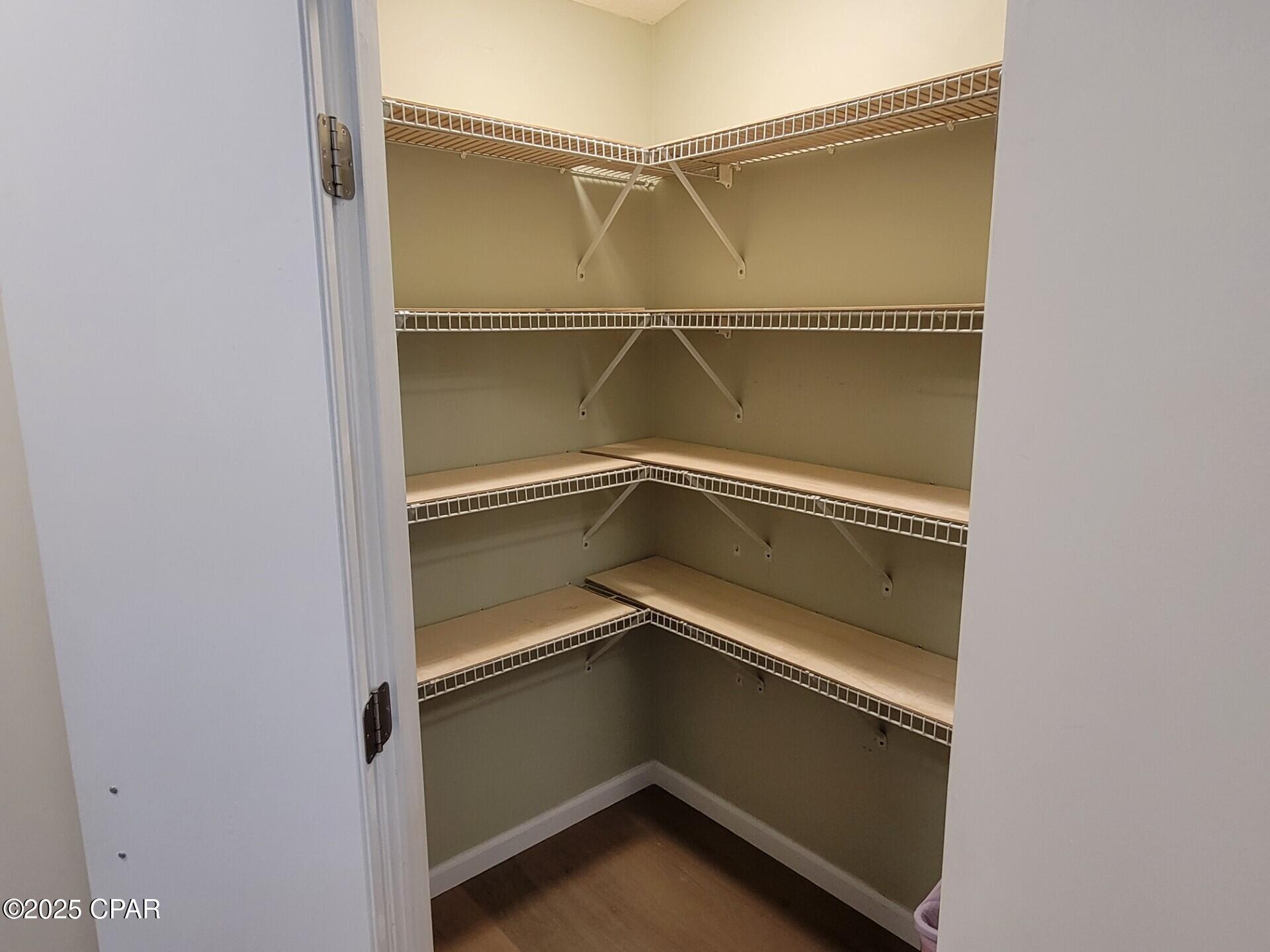 Zkwk92simfmfv4bkgeevhw1vy06imxywczvugfofm5s