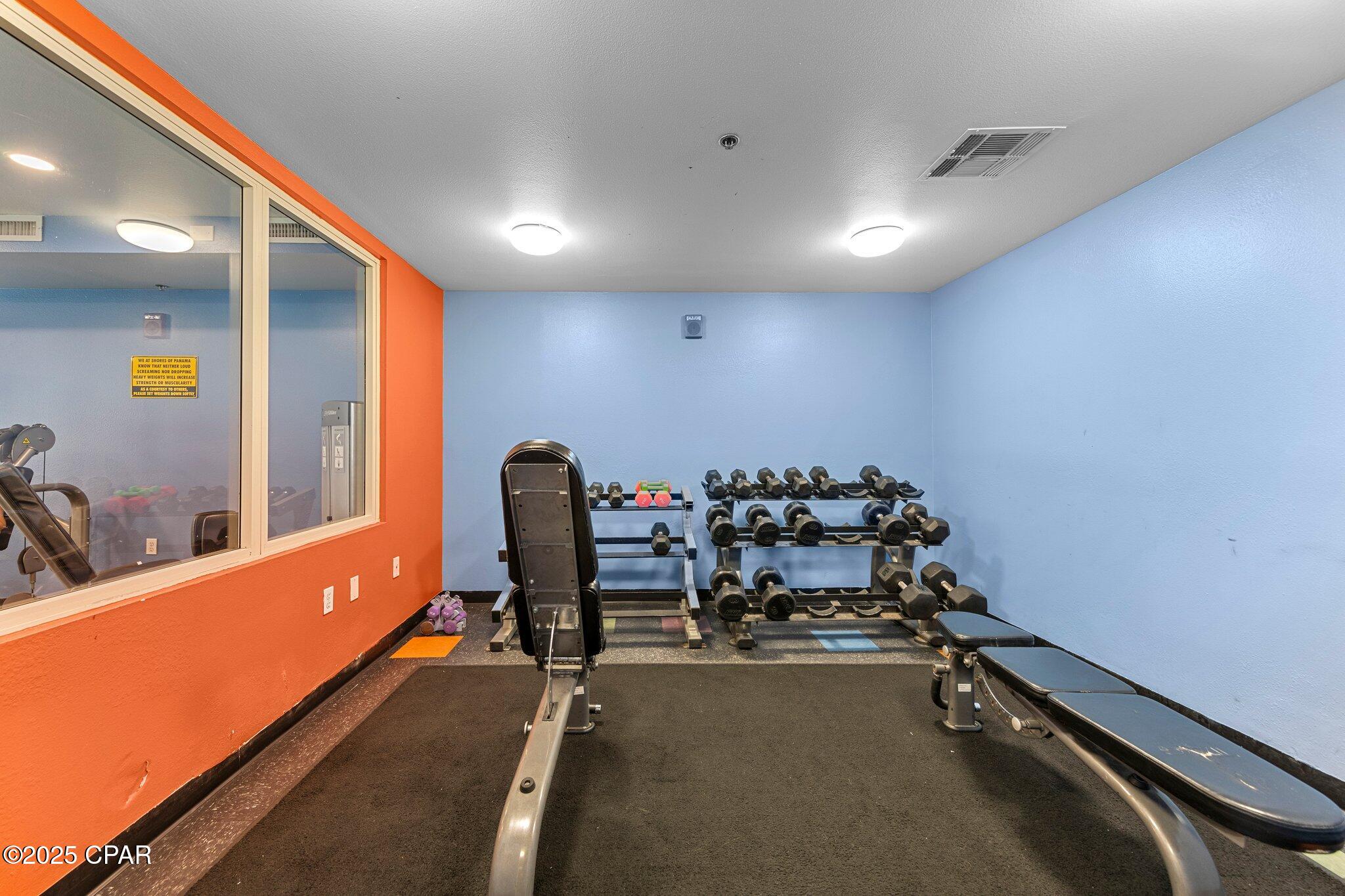 Image 40 For 9900 Thomas Drive 2009