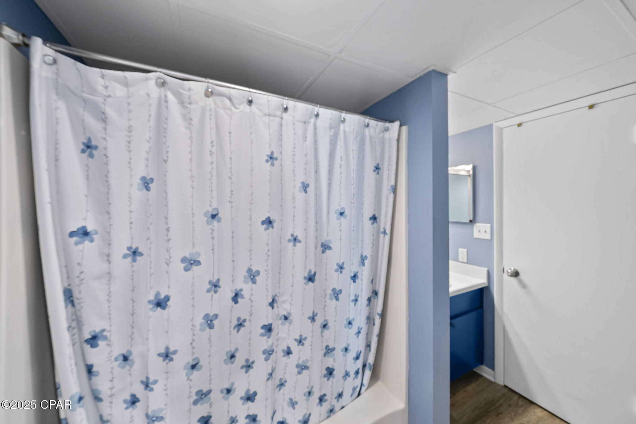 Image 17 For 9850 Thomas Drive 1012w