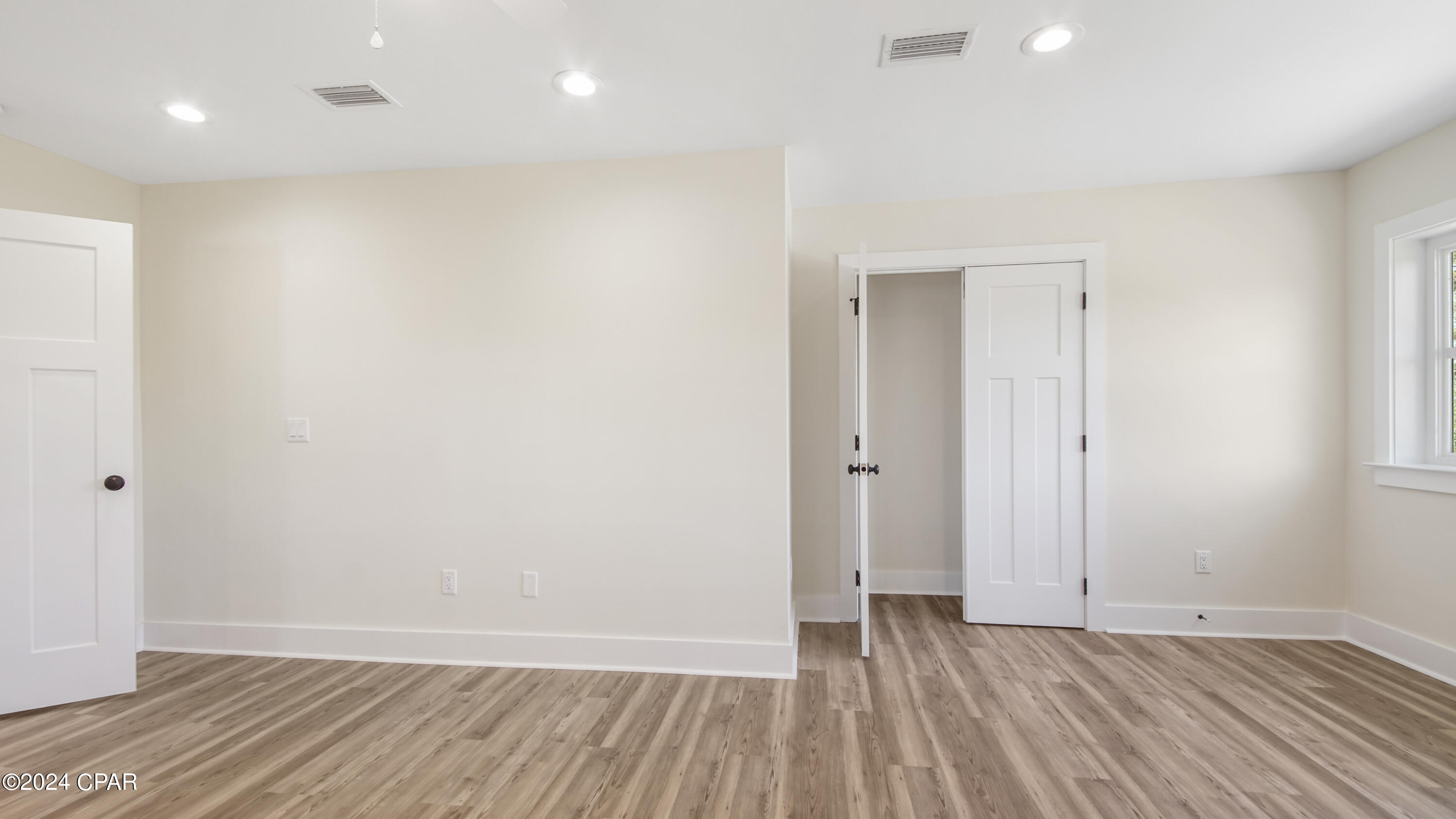 Ueqgst6gsxwmgake9rjlkq1b5gt1iqy6pzgfru__em4