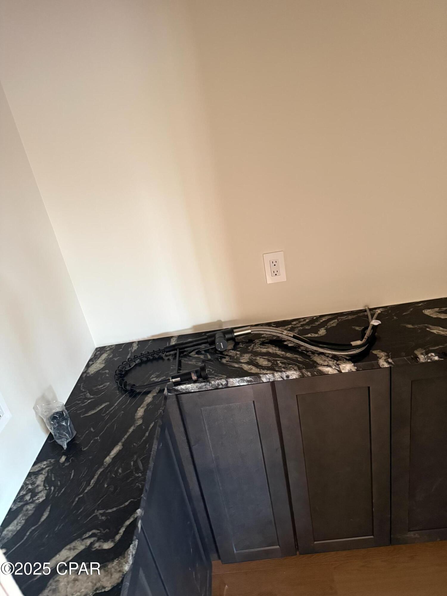  Dr6egcukgjjiheibt6arhmjo5rou9q5q2cyjpegihs