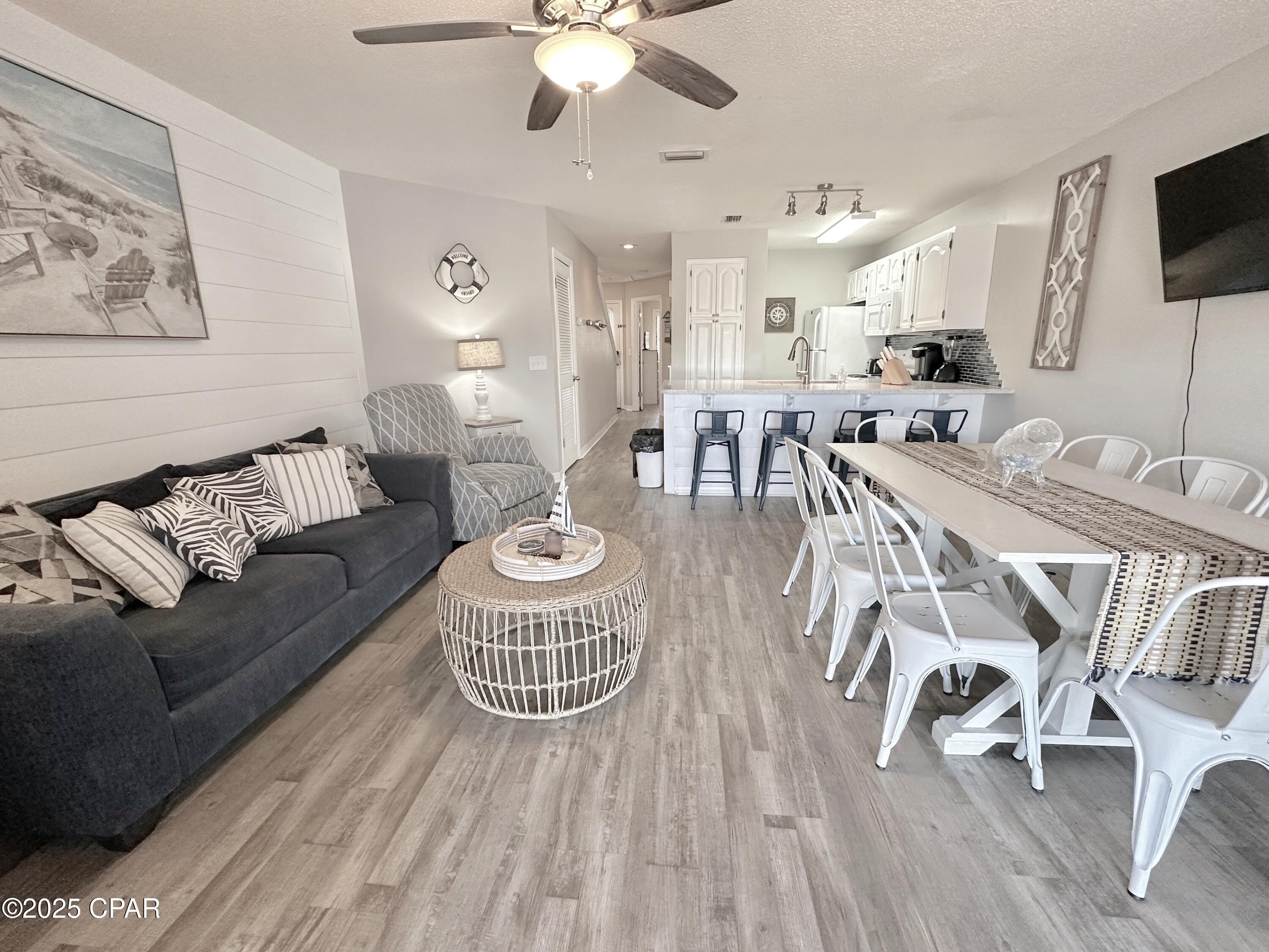 Image 13 For 8730 Thomas Drive 213