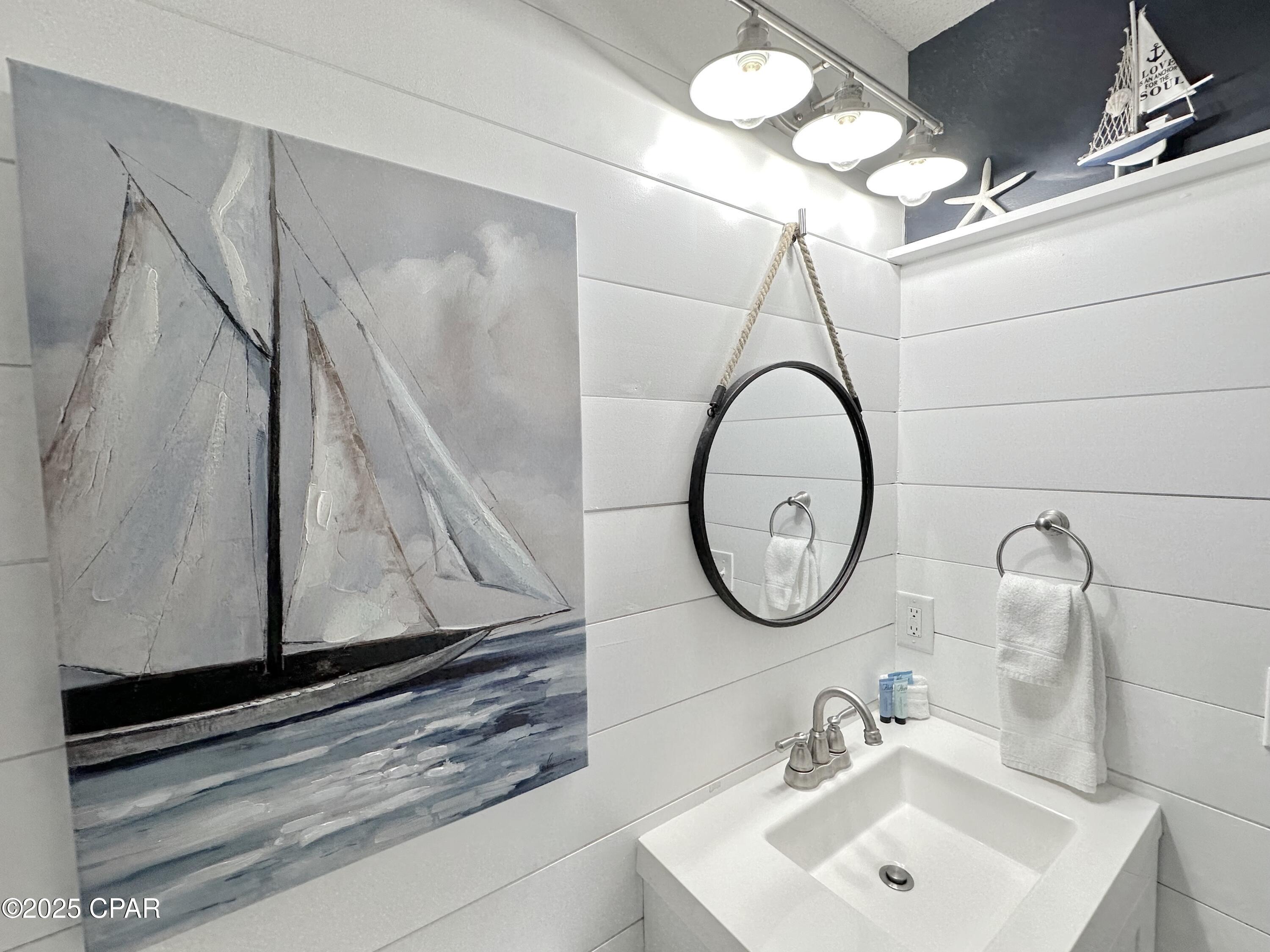 Image 20 For 8730 Thomas Drive 213