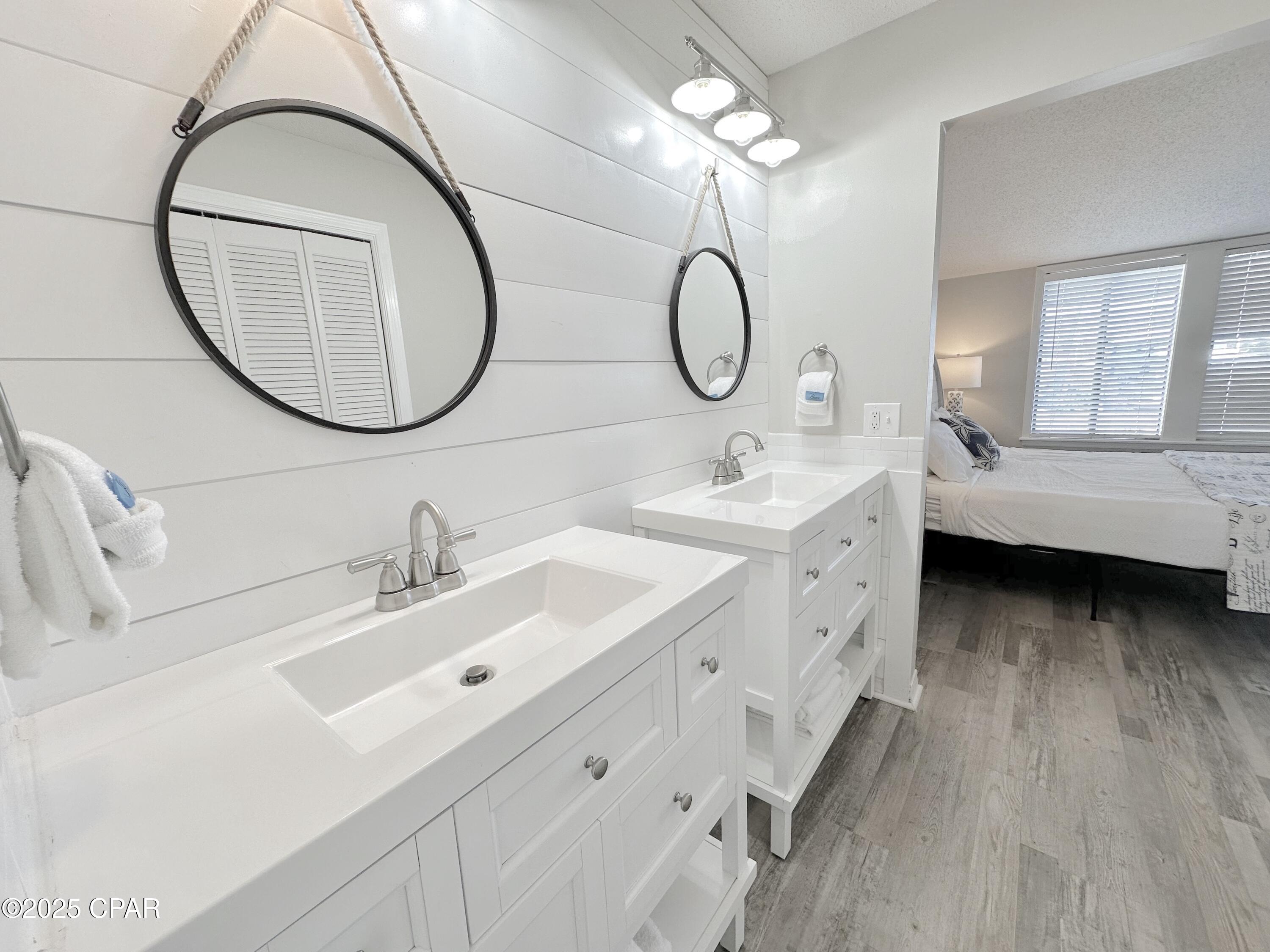 Image 31 For 8730 Thomas Drive 213