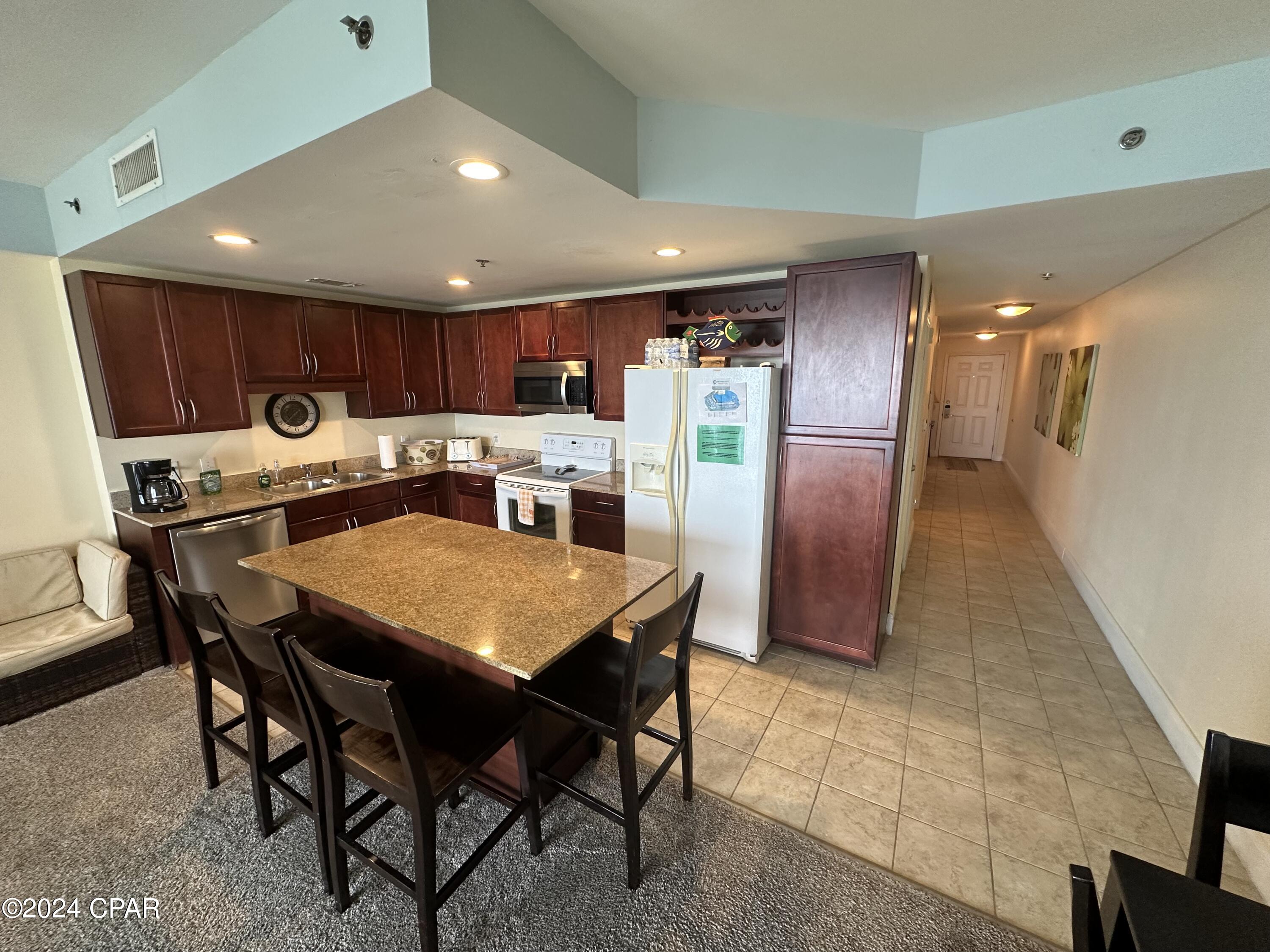 Image 3 For 9860 Thomas Drive 1915