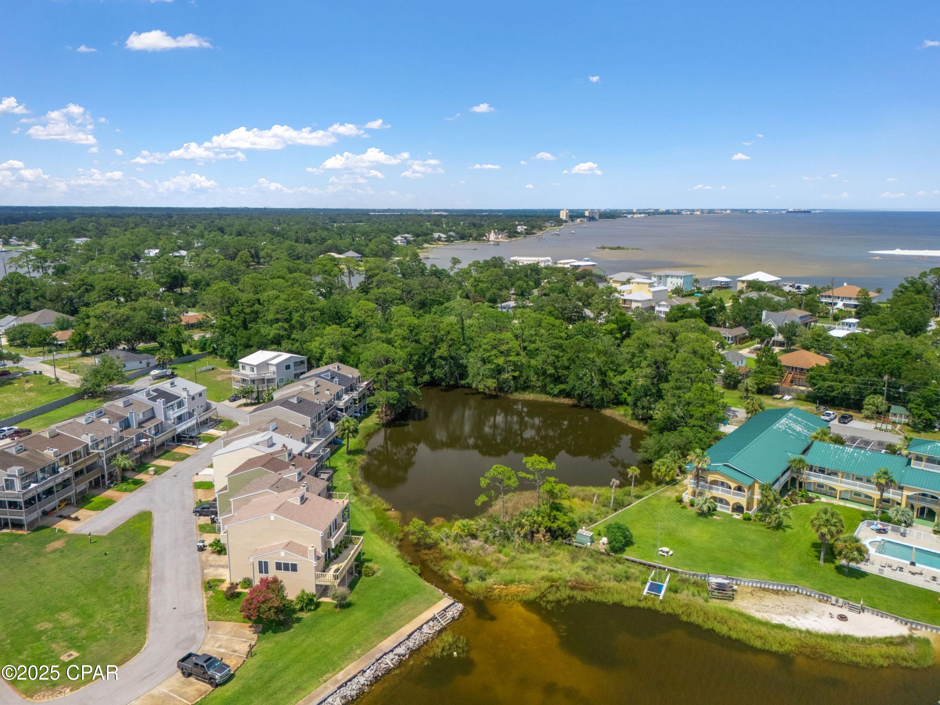 Bgb9ut_4 Pynfzh7boyssbqunw4 Wp8 7kf7kg5y6ze