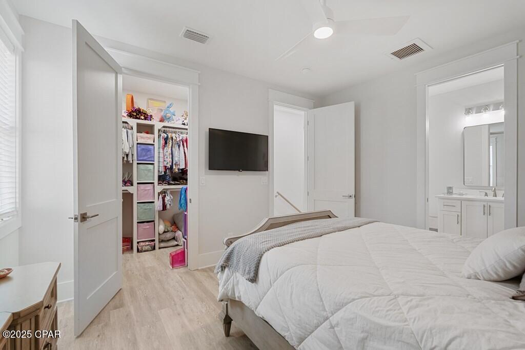 __q4 3y2gpbtlghkbtpvfz8zxn4dgeuoic_2e3y1_cw