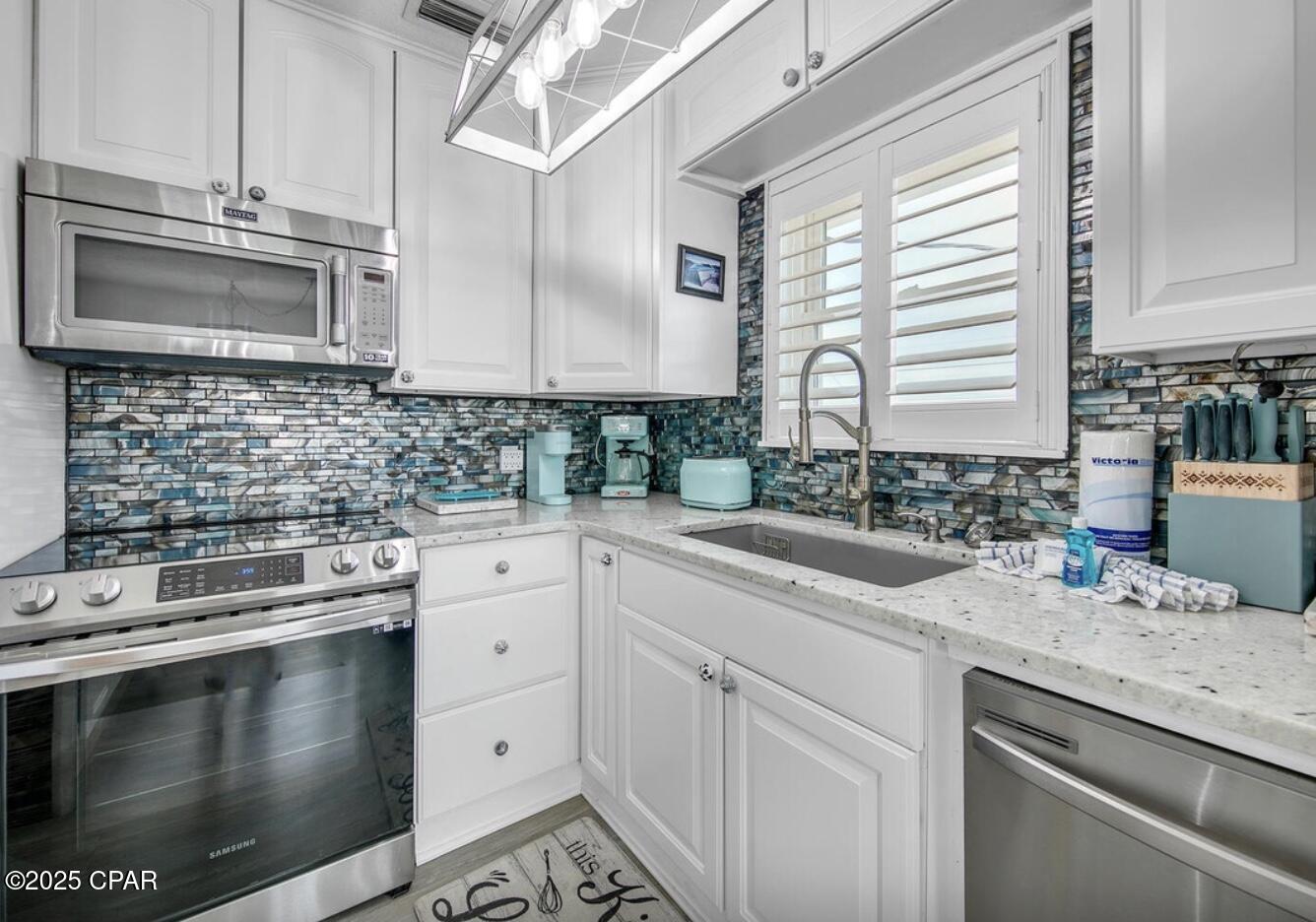 D Javpcowb2vuzu9kk5ysy1jofuuihztcfm3b72w_hm