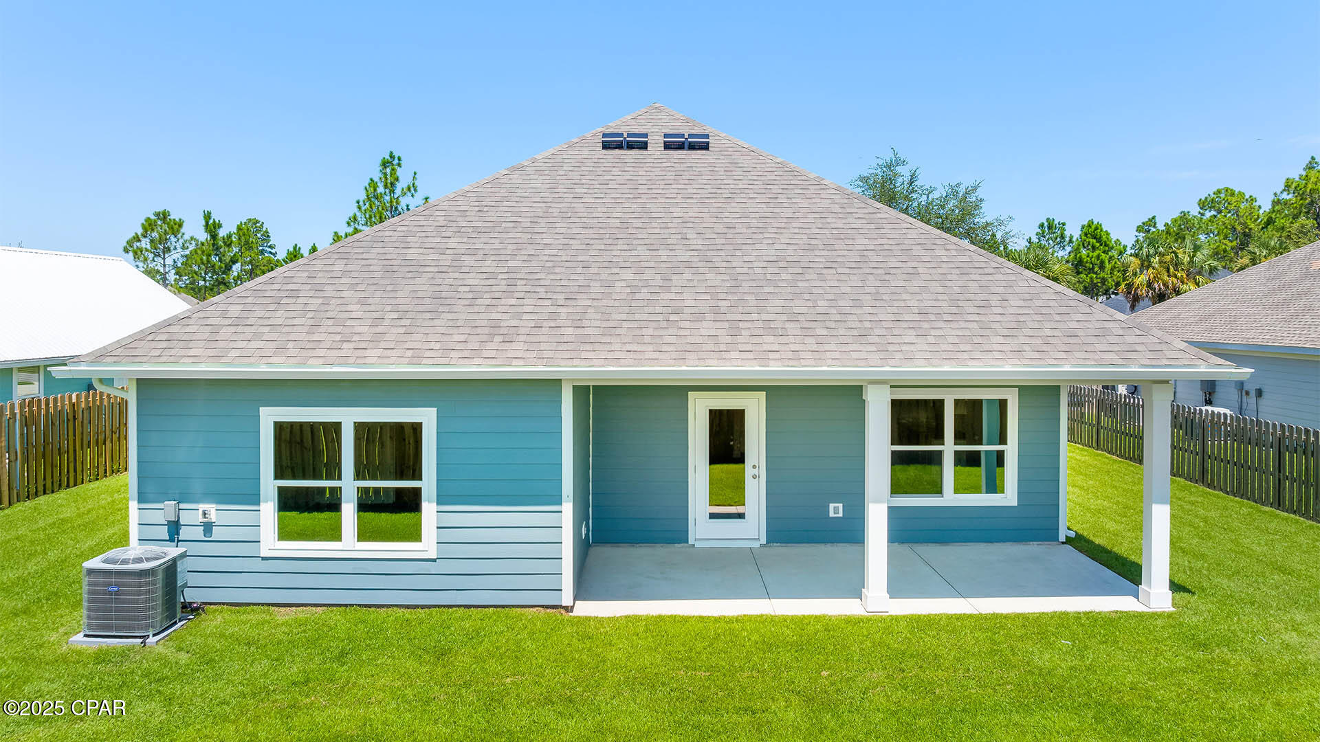 Xik Kw3gx7 Vbpoola4_f2nteo8fmjlmfuzxnd8trek